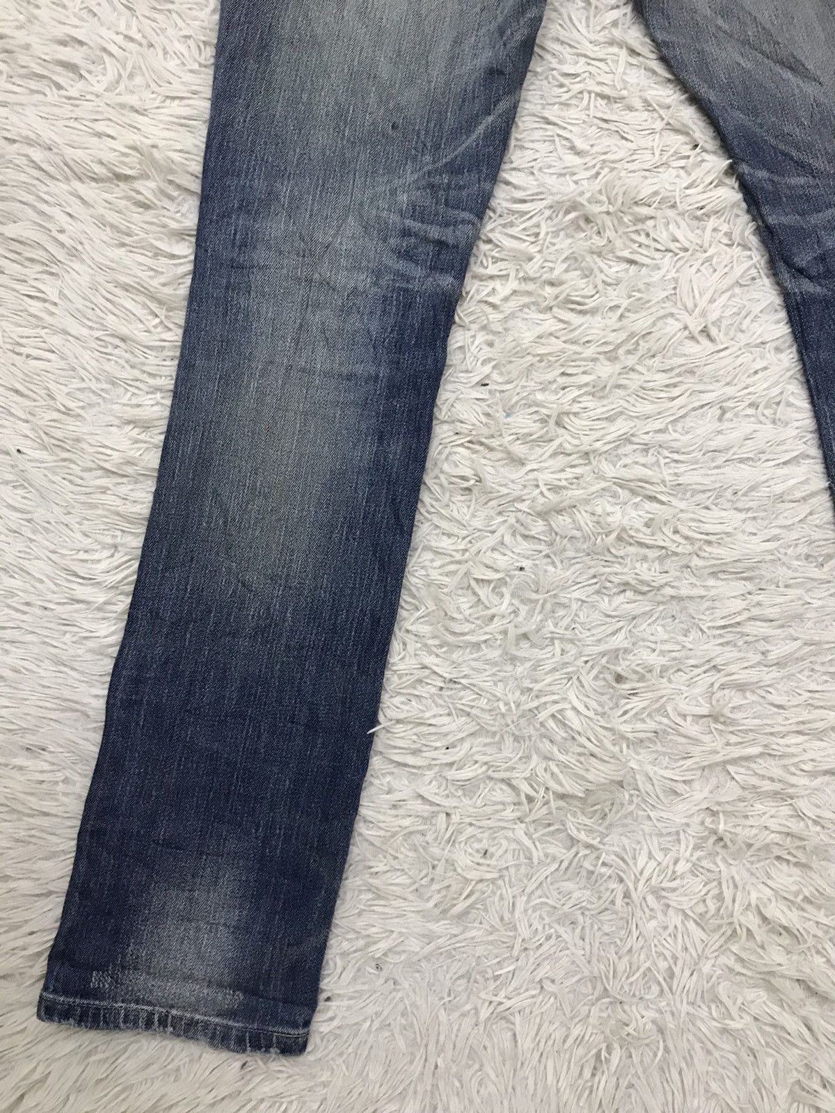 Levi's Vintage Clothing Vintage Levis Lot 613 Skinny Leg Distressed Denim Jeans Size US 29 - 6 Thumbnail