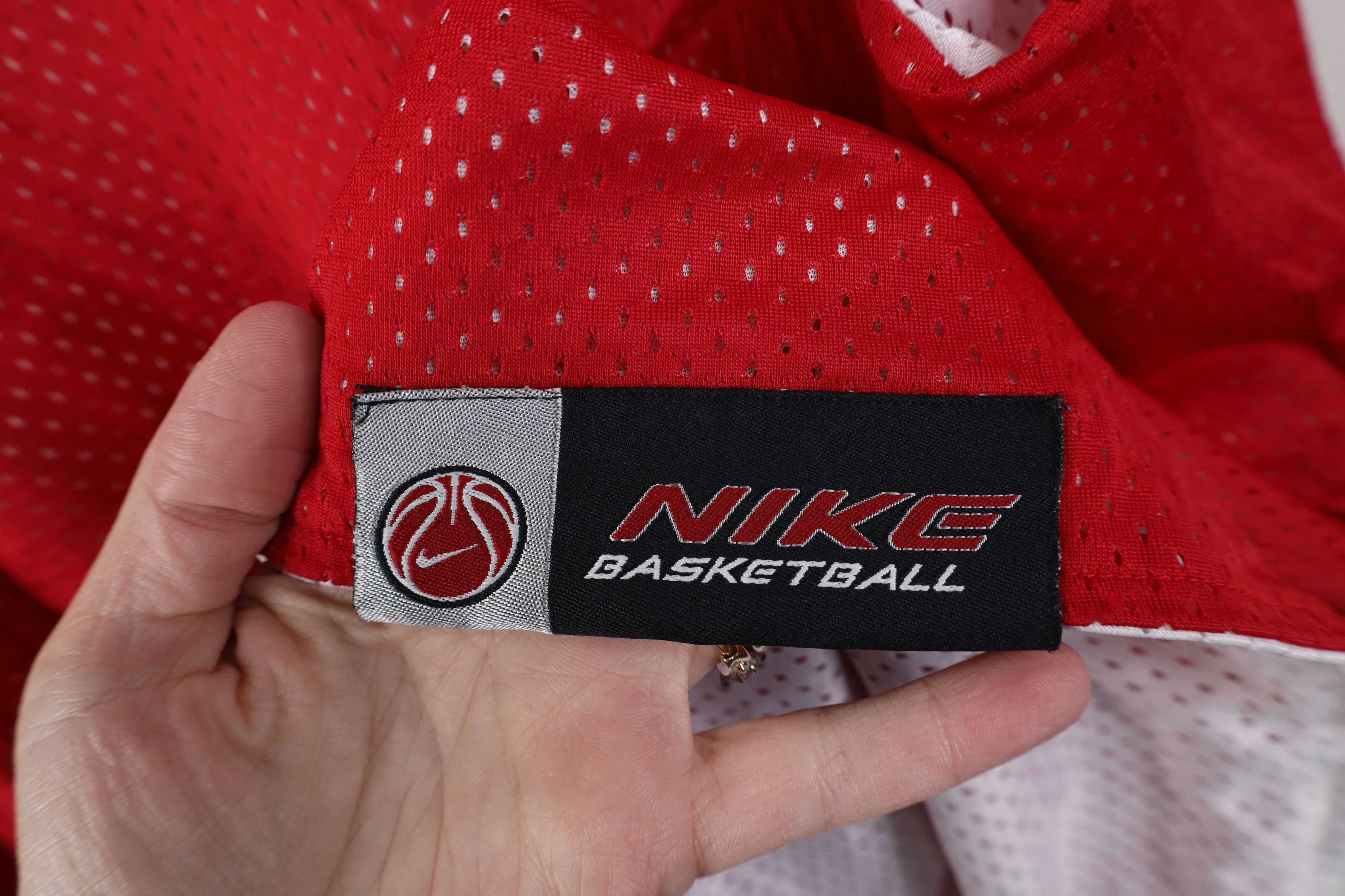 Nike Vintage Nike Basketball Center Swoosh Reversible Jersey Size US L / EU 52-54 / 3 - 5 Thumbnail