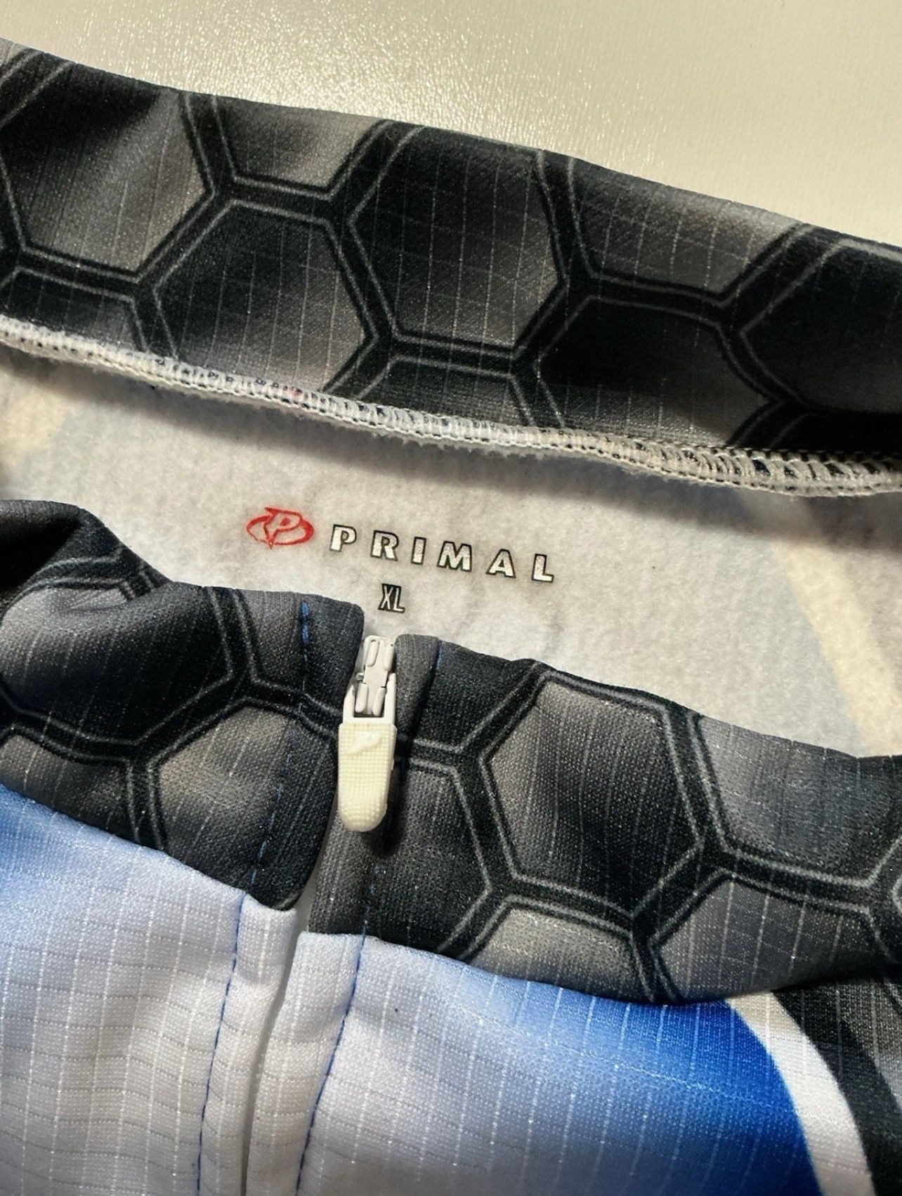 Other Primal Fi’zi:K Performance Bike Cycling Jersey Wind Jacket Size US L / EU 52-54 / 3 - 5 Thumbnail