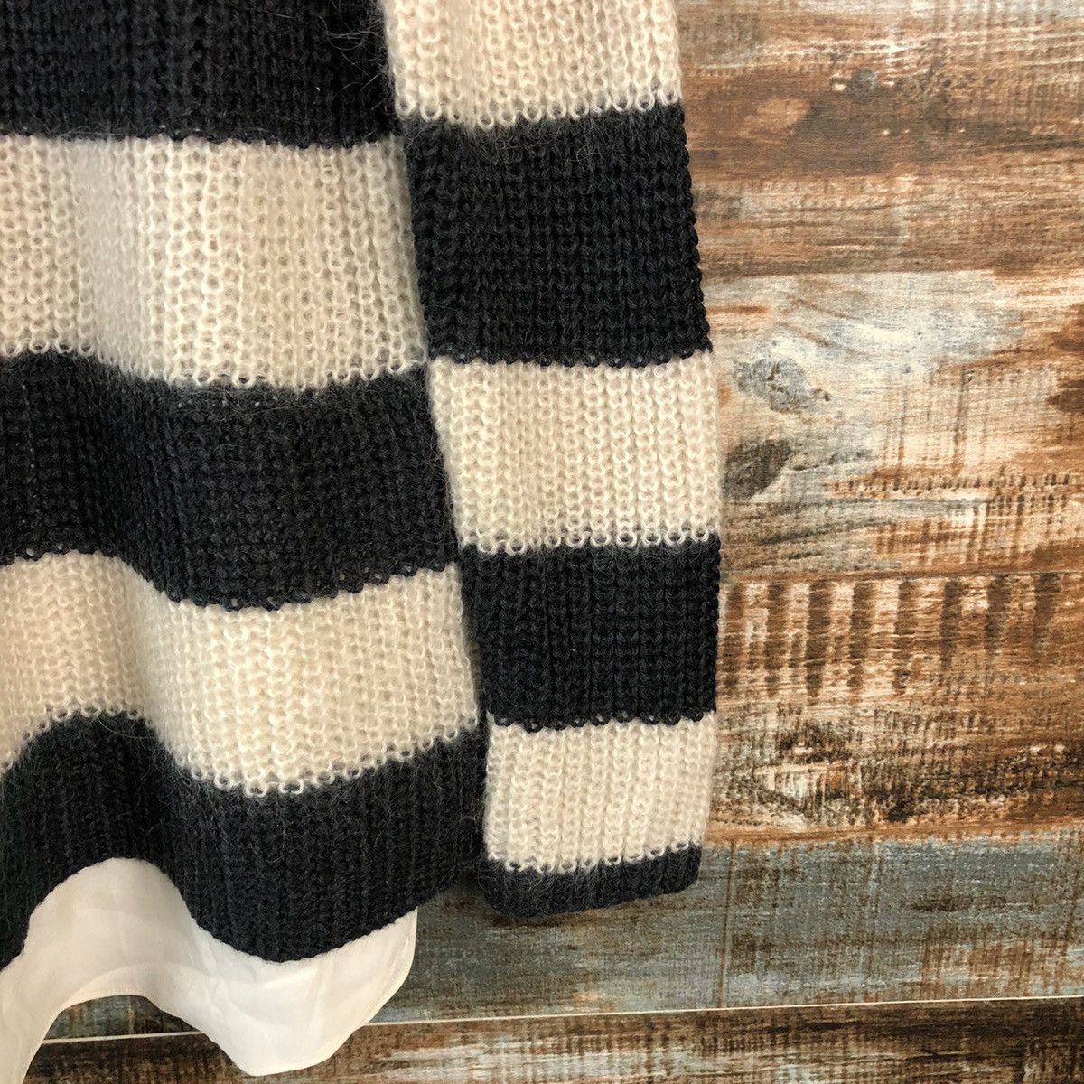 Ann Taylor × OVER THE STRiPES Ann Taylor Stripe Brown Knitwear #A2235 Size S / US 4 / IT 40 - 8 Thumbnail