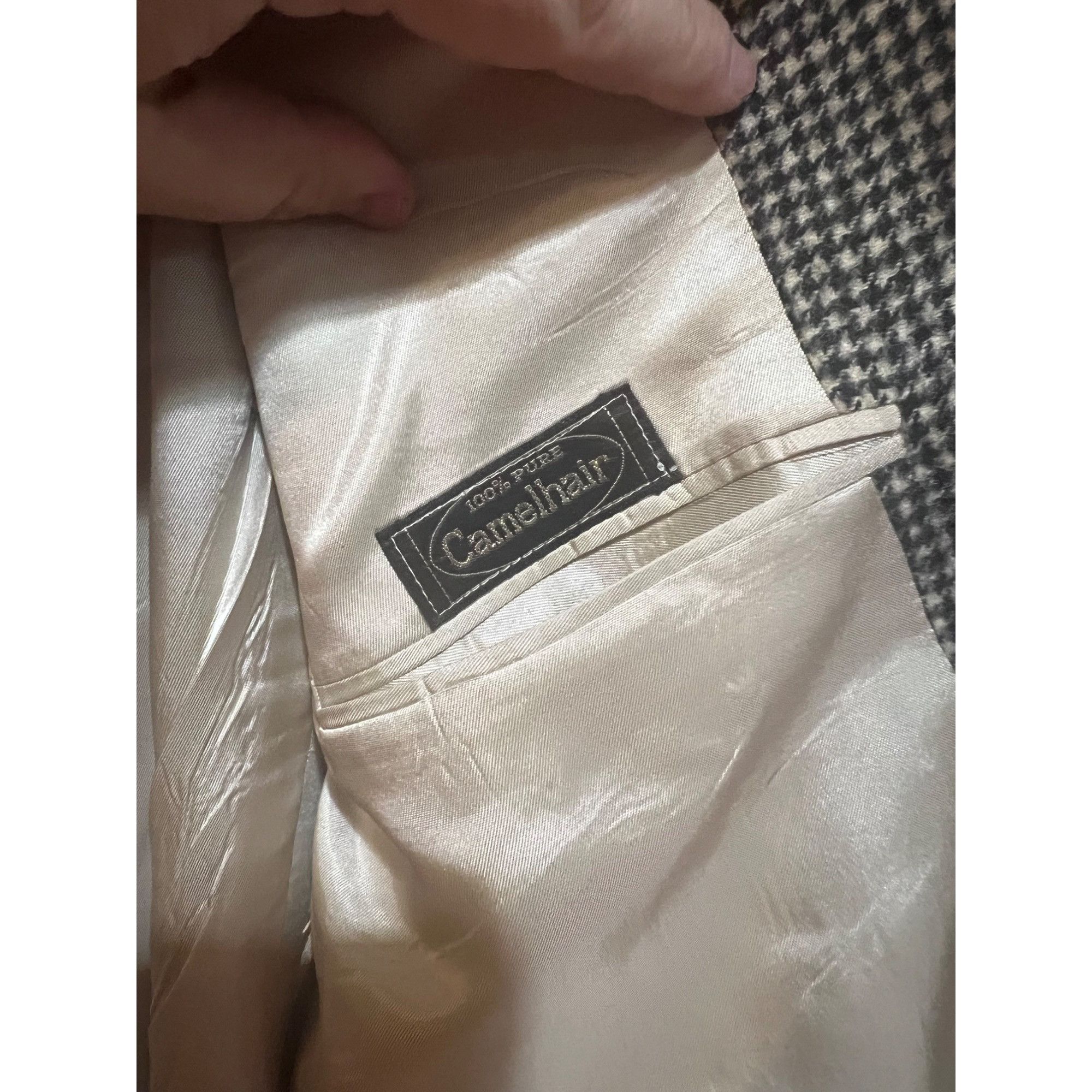 Brooks Brothers Brooks Brothers 100% Camel Hair Houndstooth Blazer - Size 45 Size 46L - 6 Thumbnail