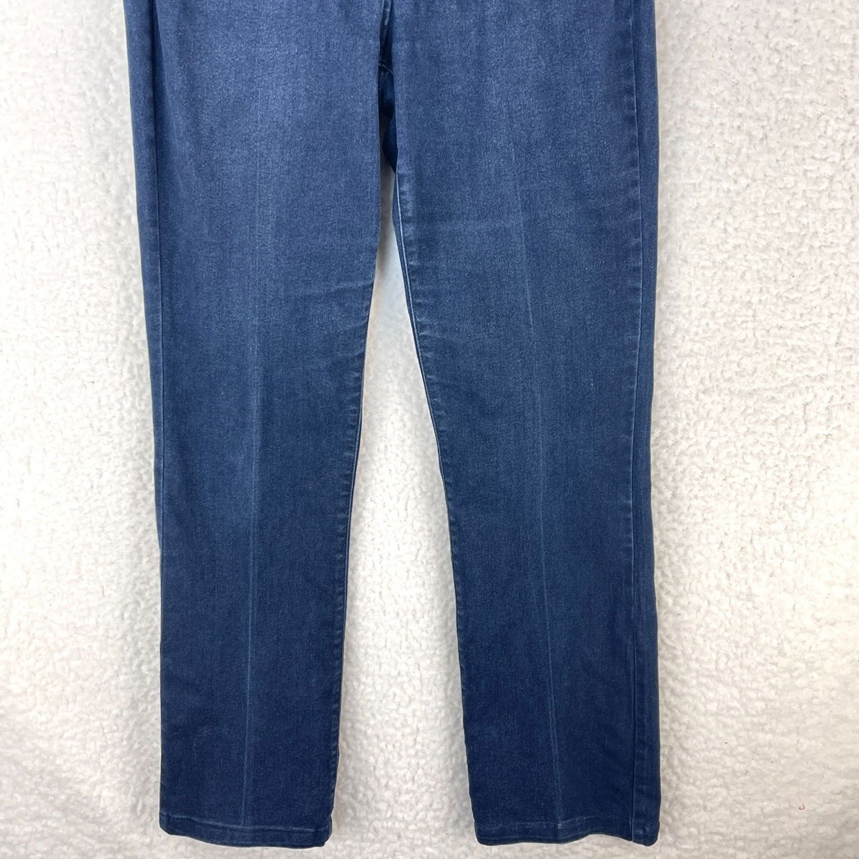 NYDJ NYDJ Blue Denim Embellished Straight Leg Jeans Womens Size 8 Casual Modern City USA Stretch Regular 5-Pocket Blue Denim Try-ons Size 30" / US 8 / IT 44 - 3 Thumbnail