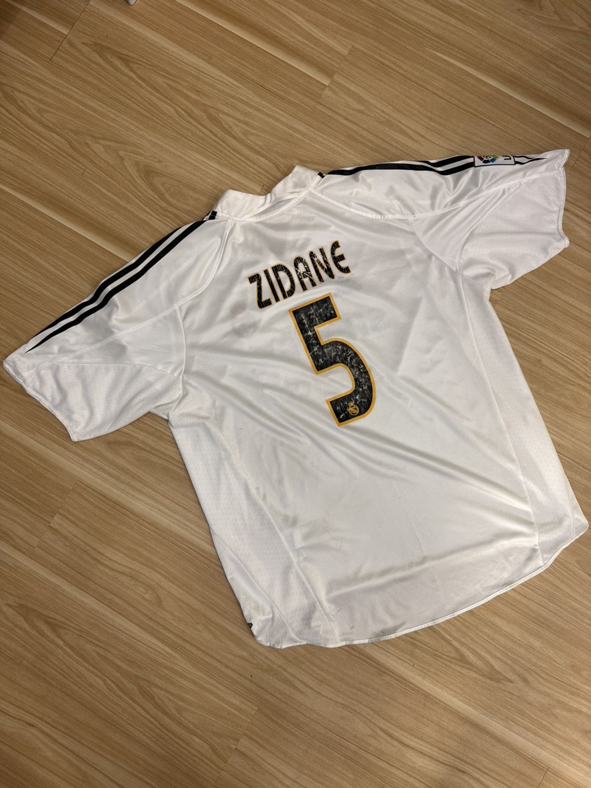 UEFA Real Madrid Zidane 2004/2005 Size US XL / EU 56 / 4 - 4 Thumbnail