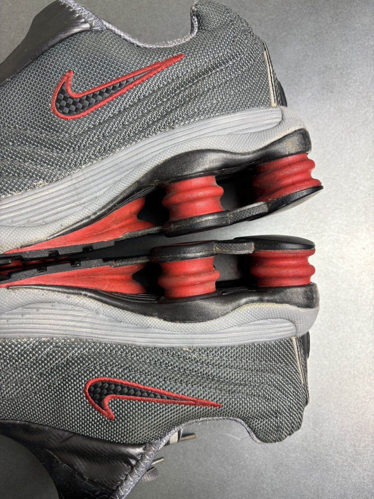 Nike × Vintage 2001 Nike Shox R4+ OG Vintage Nike Shox Zipper 104311-001 US Size US 9 / EU 42 - 19 Thumbnail