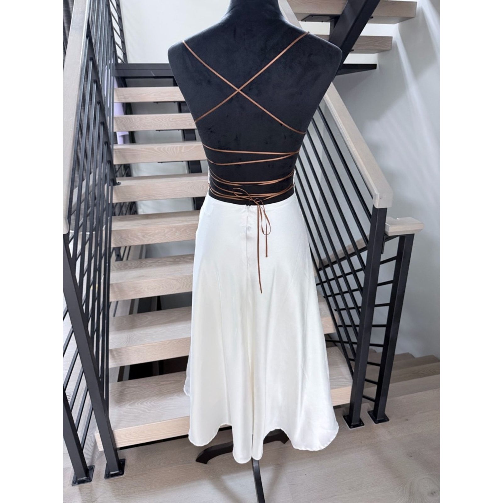 Other Beach Vacation Sleeveless White Satin Slit Midi Dress S Size S / US 4 / IT 40 - 12 Thumbnail