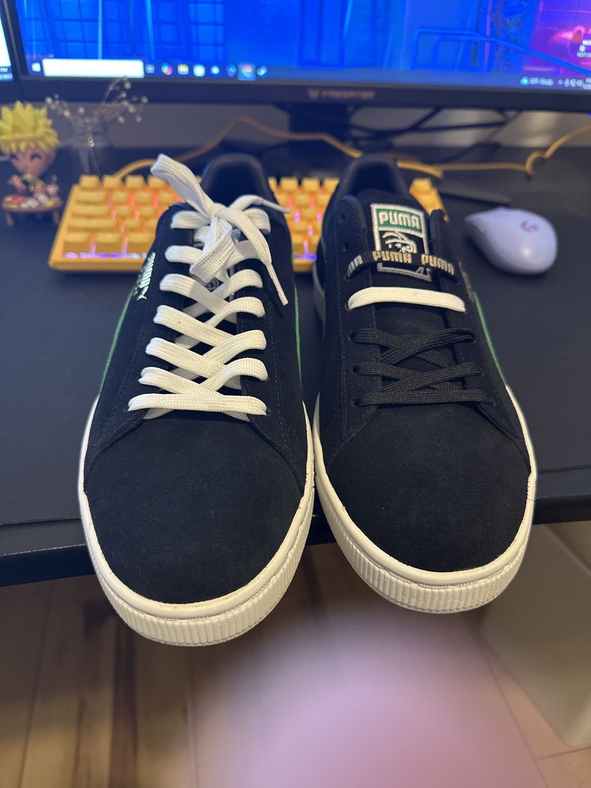 Puma Puma Suede XLARGE Size US 11 / EU 44 - 1 Thumbnail