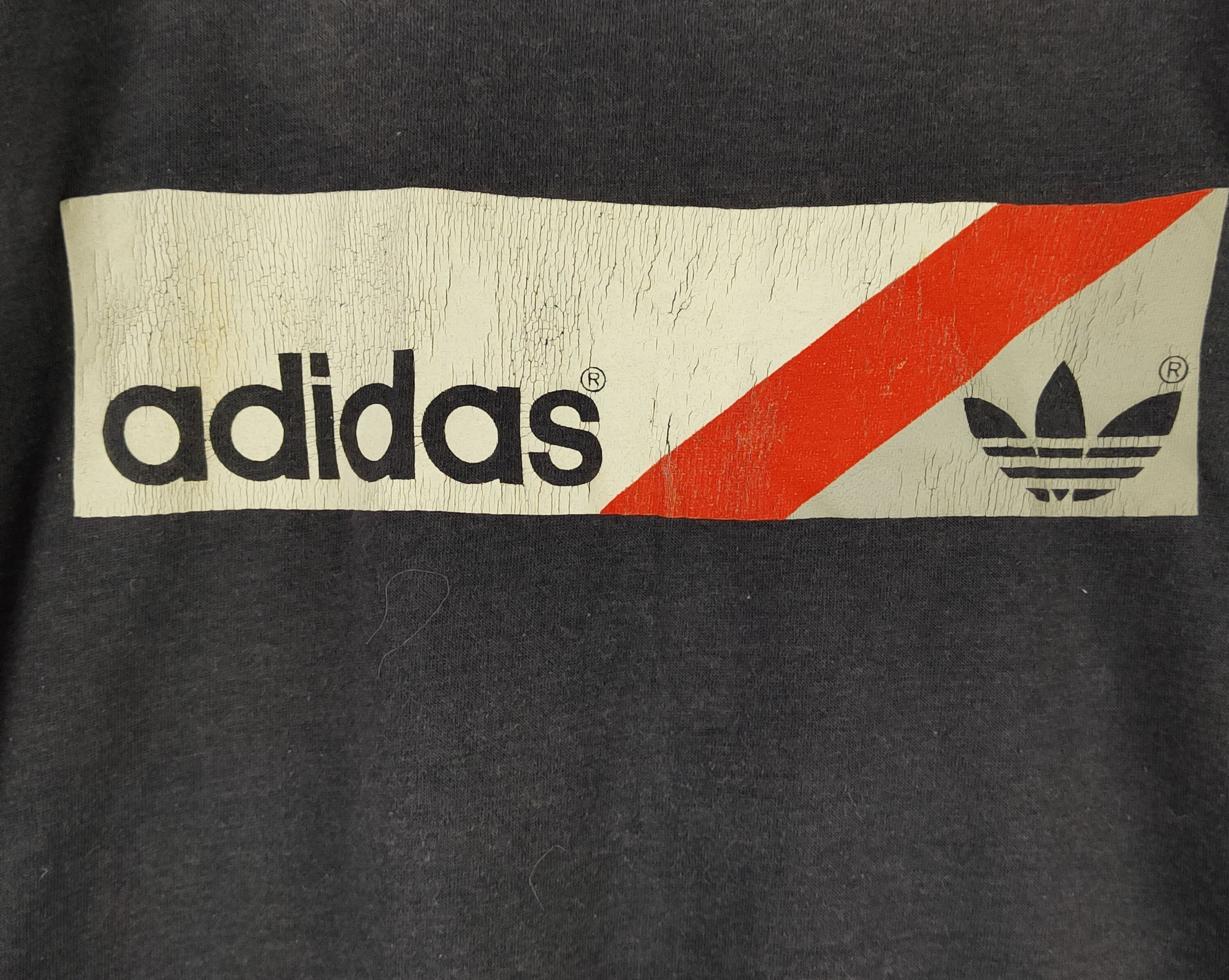 Adidas Adidas vintage made in usa Faded Long Sleeve T-Shirts #S2233 Size US M / EU 48-50 / 2 - 3 Thumbnail
