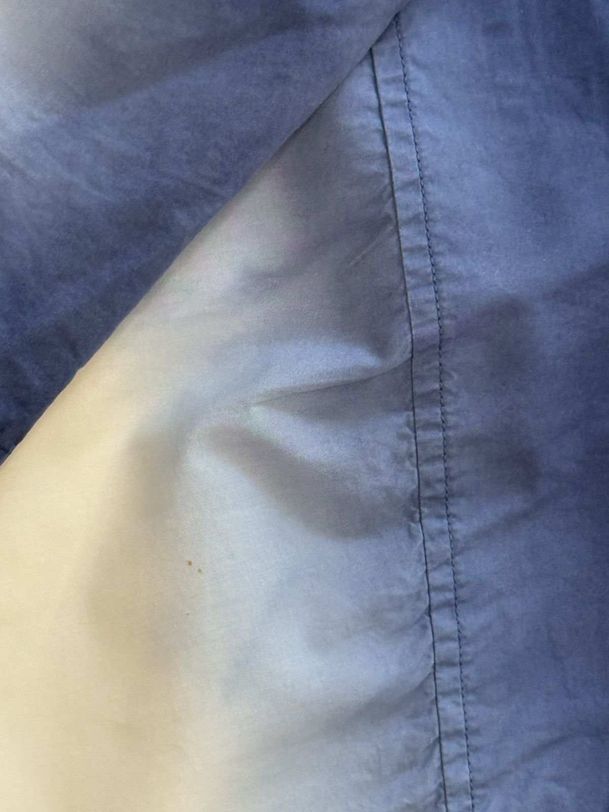 Armani Exchange Armani Exchange Ombré Blue and Cream Button Down Shirt Size US S / EU 44-46 / 1 - 4 Thumbnail