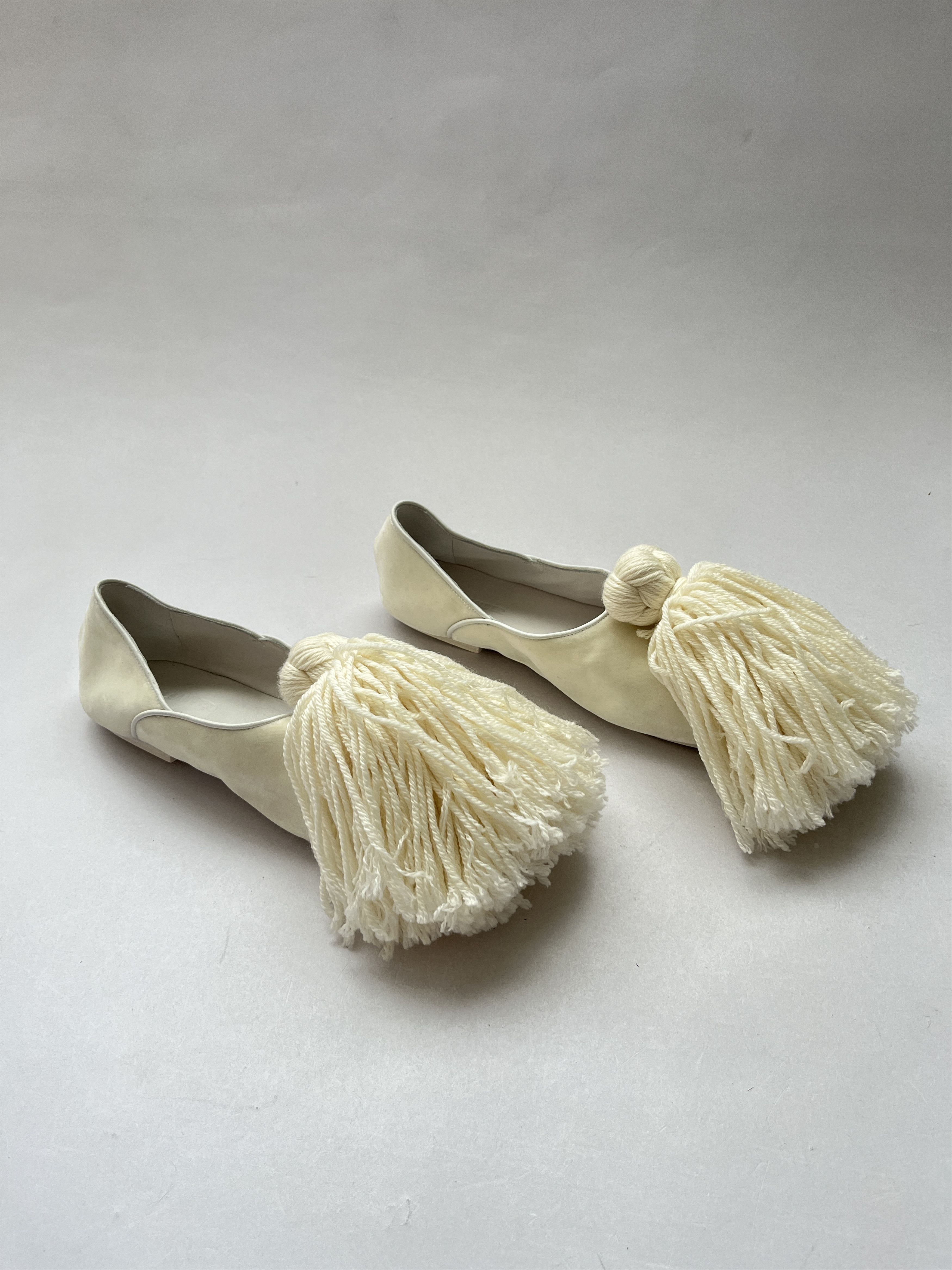 Jil Sander ⚡️QUICK SALE⚡️Jil Sander Cream Pom Pom Slippers Ballerinas Size US 9 / IT 39 - 3 Thumbnail