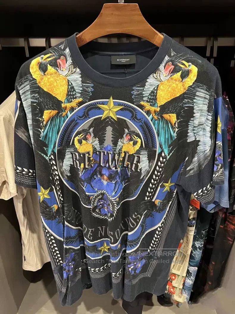 Givenchy Givenchy Parrot Short Sleeve T-Shirt Size US S / EU 44-46 / 1 - 1 Thumbnail