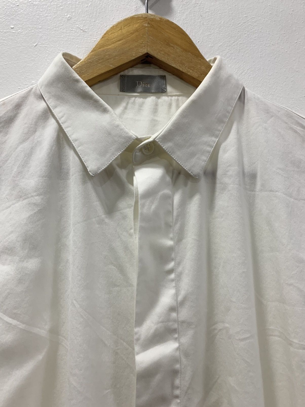 Dior DIOR HOMME CONCEALED BUTTONS - FORMAL L/S SHIRT Size US L / EU 52-54 / 3 - 2 Thumbnail