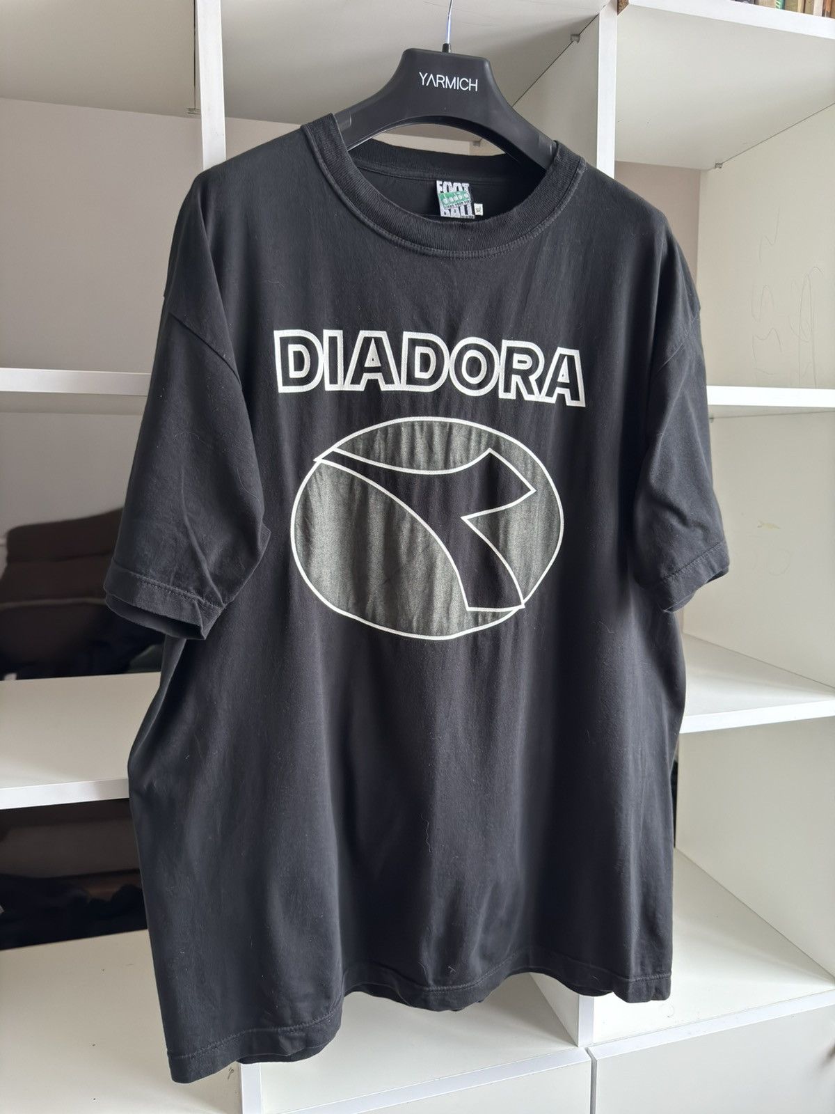 Band Tees Vintage DIADORA BIG LOGO T SHIRT TEE Size US L / EU 52-54 / 3 - 1 Thumbnail