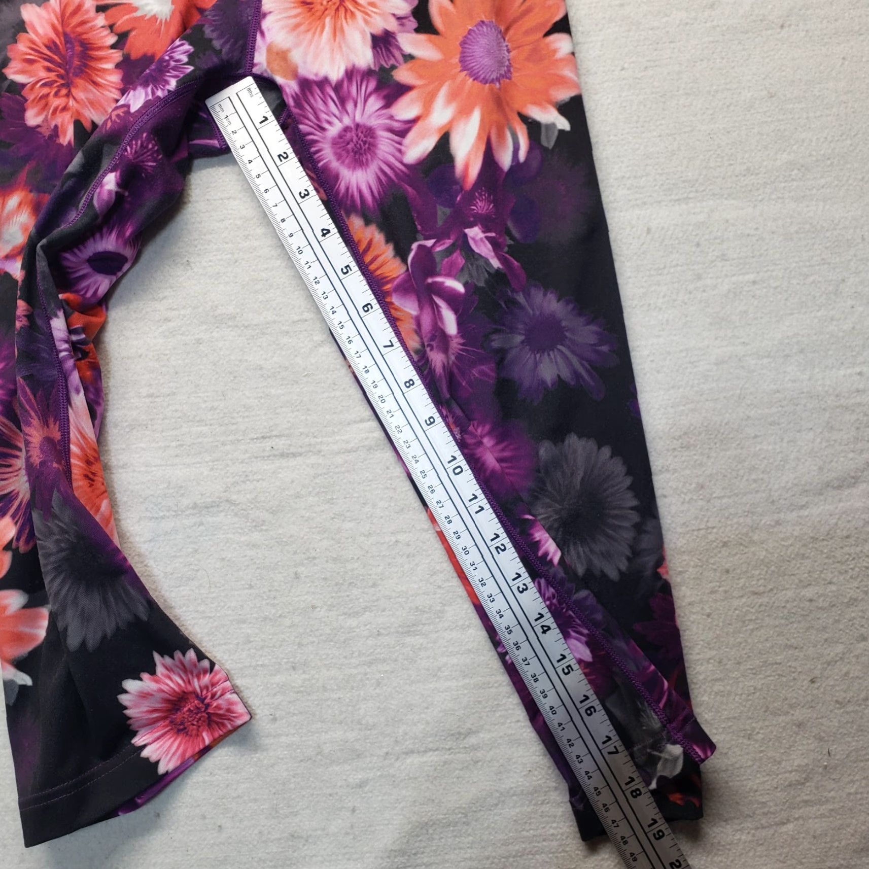 Reebok Reebok Leggings Women's L Purple Floral Athletic Pull On Elastic Waist Size L Activewear Size 36" / US 14 / IT 50 - 5 Thumbnail