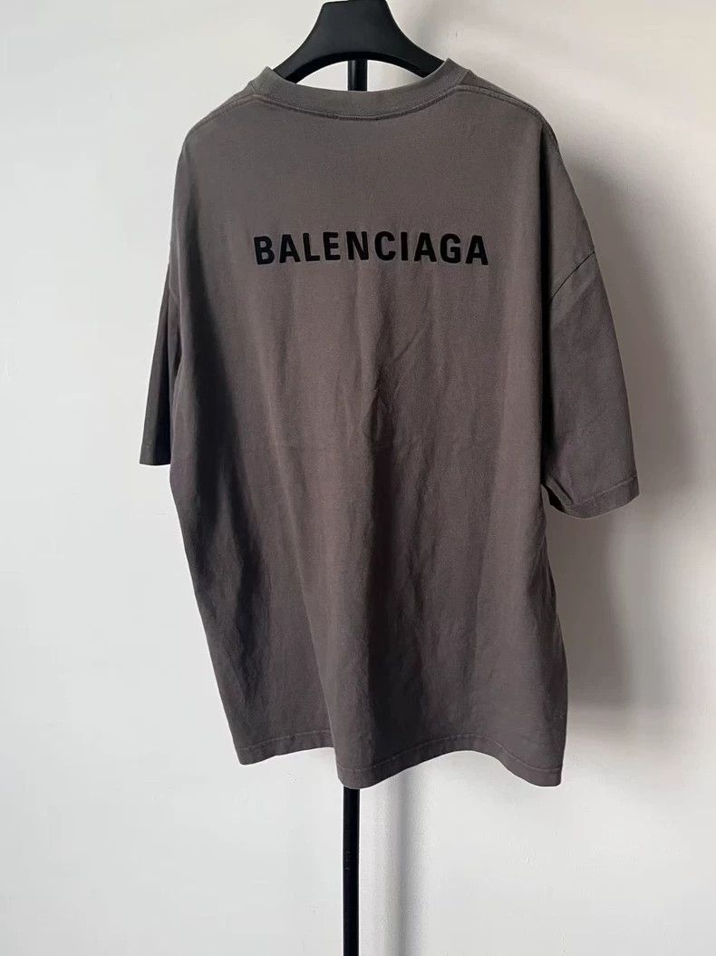 Balenciaga Balenciaga Solid Chest Logo Crew Neck Pullover Short Sleev Size US XL / EU 56 / 4 - 1 Thumbnail