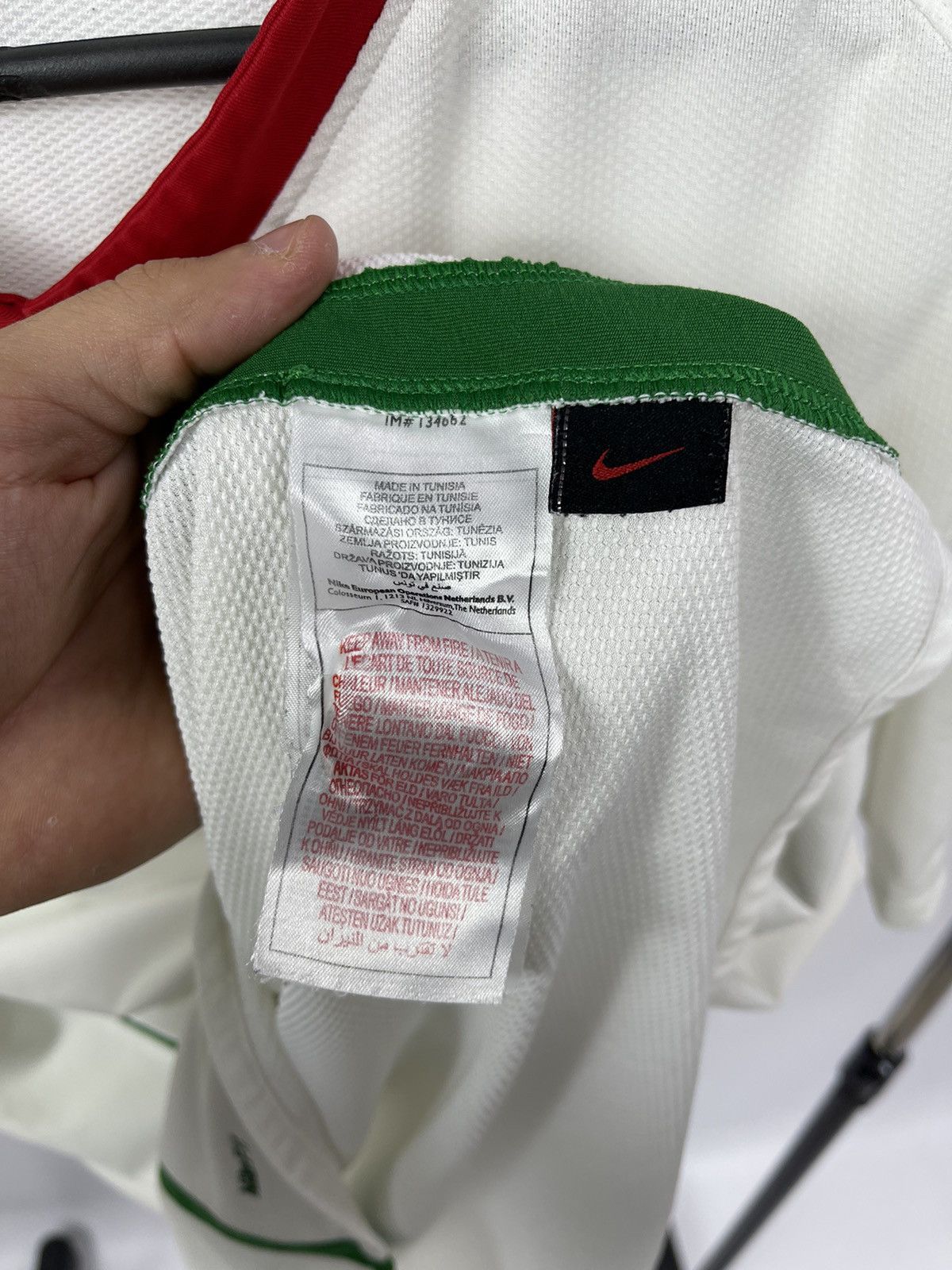 Nike Nike 2008-2009 Portugal National Team Soccer Jersey Size L Size US L / EU 52-54 / 3 - 5 Thumbnail