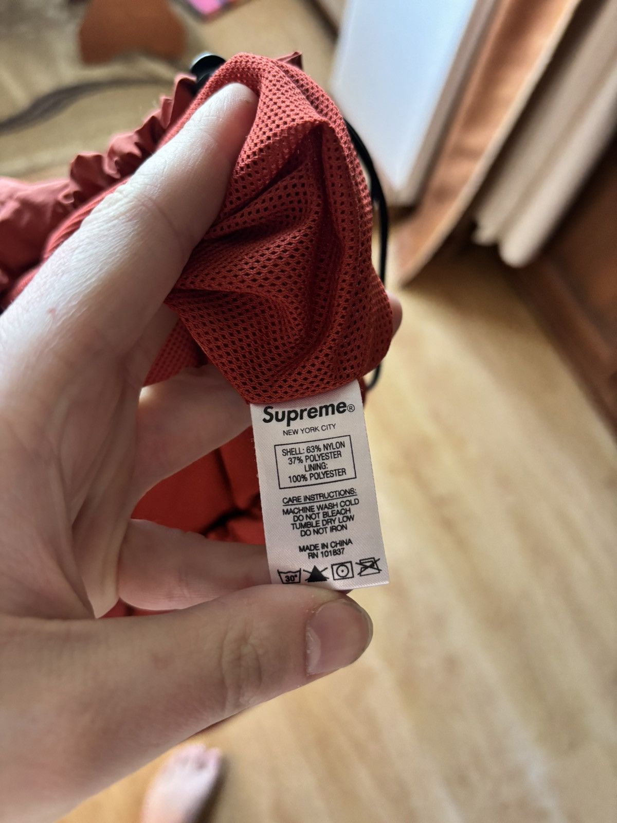 Supreme CRAZY SUPREME HANORAC With a reflective logo Size US M / EU 48-50 / 2 - 23 Thumbnail