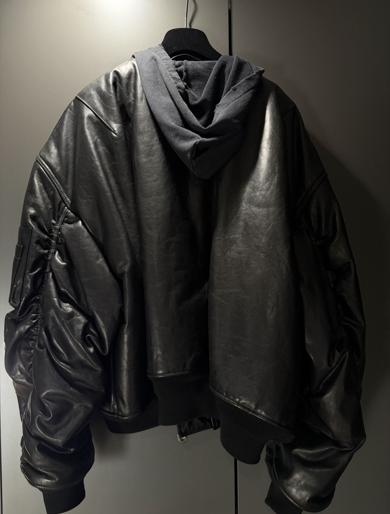 Balenciaga Bull skin leather bomber demna fw23 Size US M / EU 48-50 / 2 - 3 Thumbnail