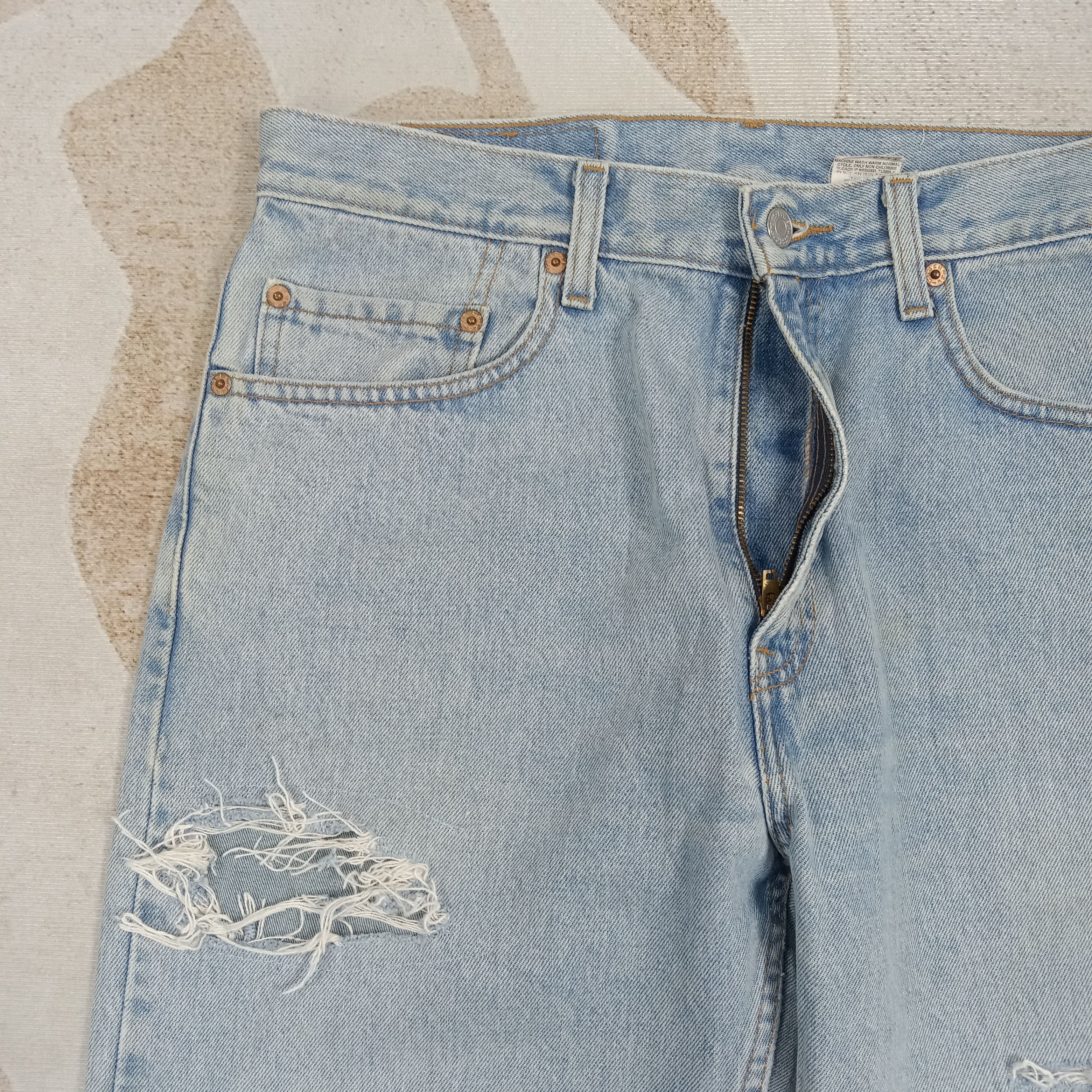 Levi's Levi's 505 Distressed Style Denim Jeans C272N28 Size US 32 / EU 48 - 3 Thumbnail