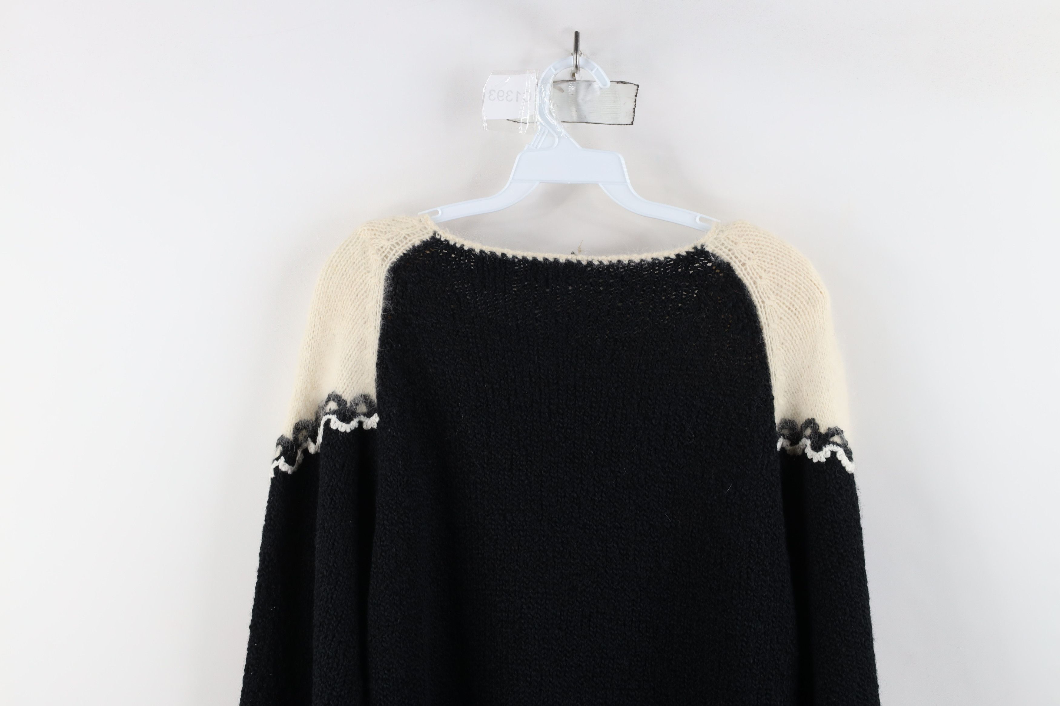 Vintage Vintage 90s Streetwear Rabbit Hair Flower Knit Sweater Size M / US 6-8 / IT 42-44 - 12 Thumbnail