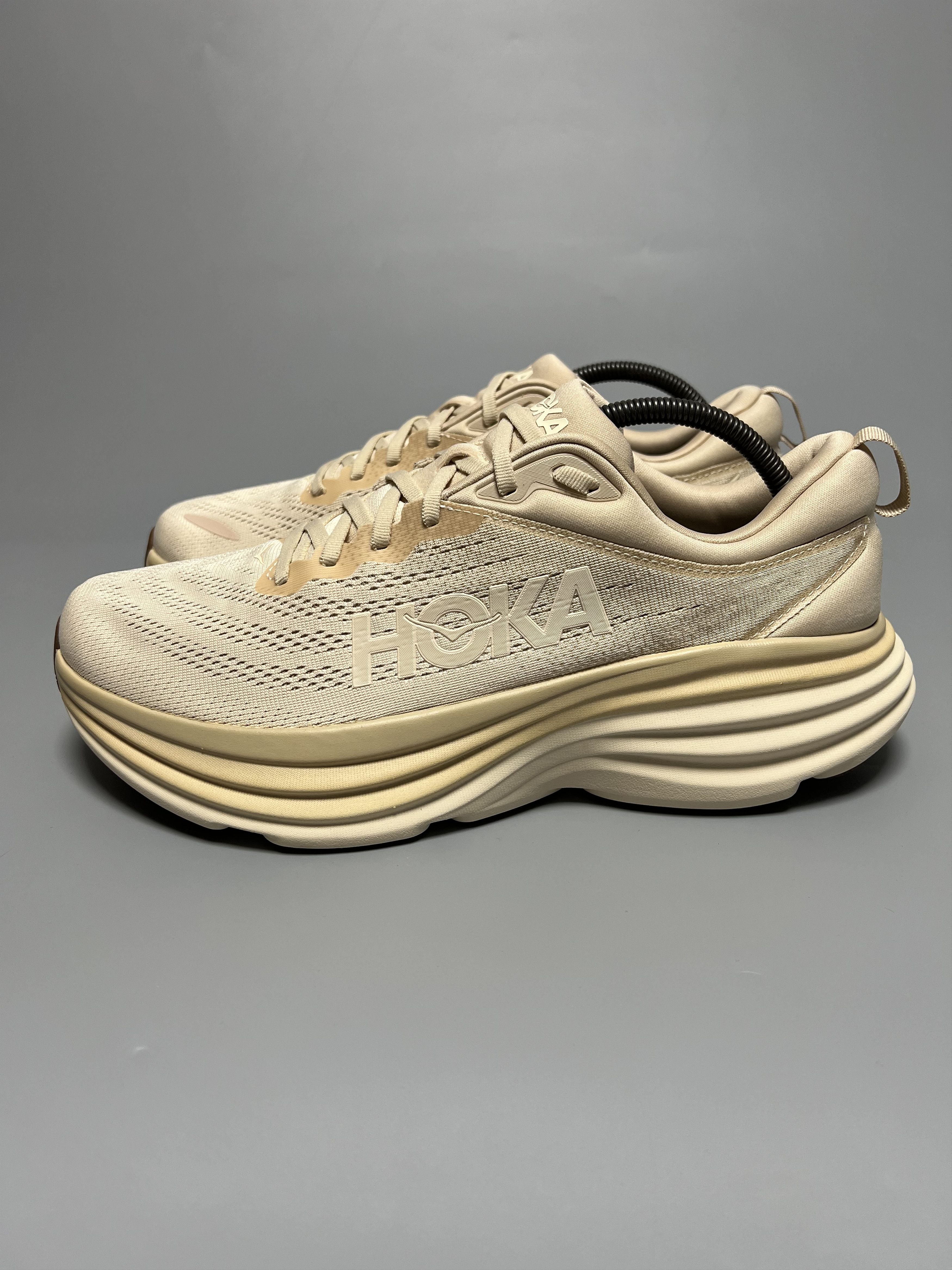 11.5D Hoka One One Bondi 8 Running Shoes 1123202-Shf in Beige, Men's