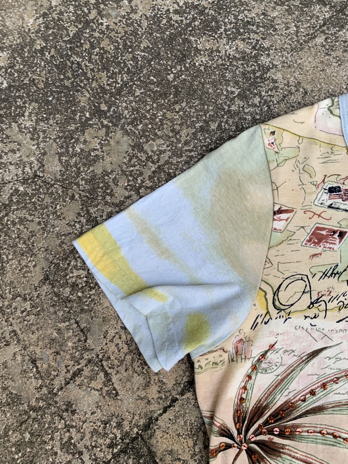 Japanese Brand y2k Ari Charmy Savannah Elephant Art Graphic Top Size L / US 10 / IT 46 - 6 Thumbnail