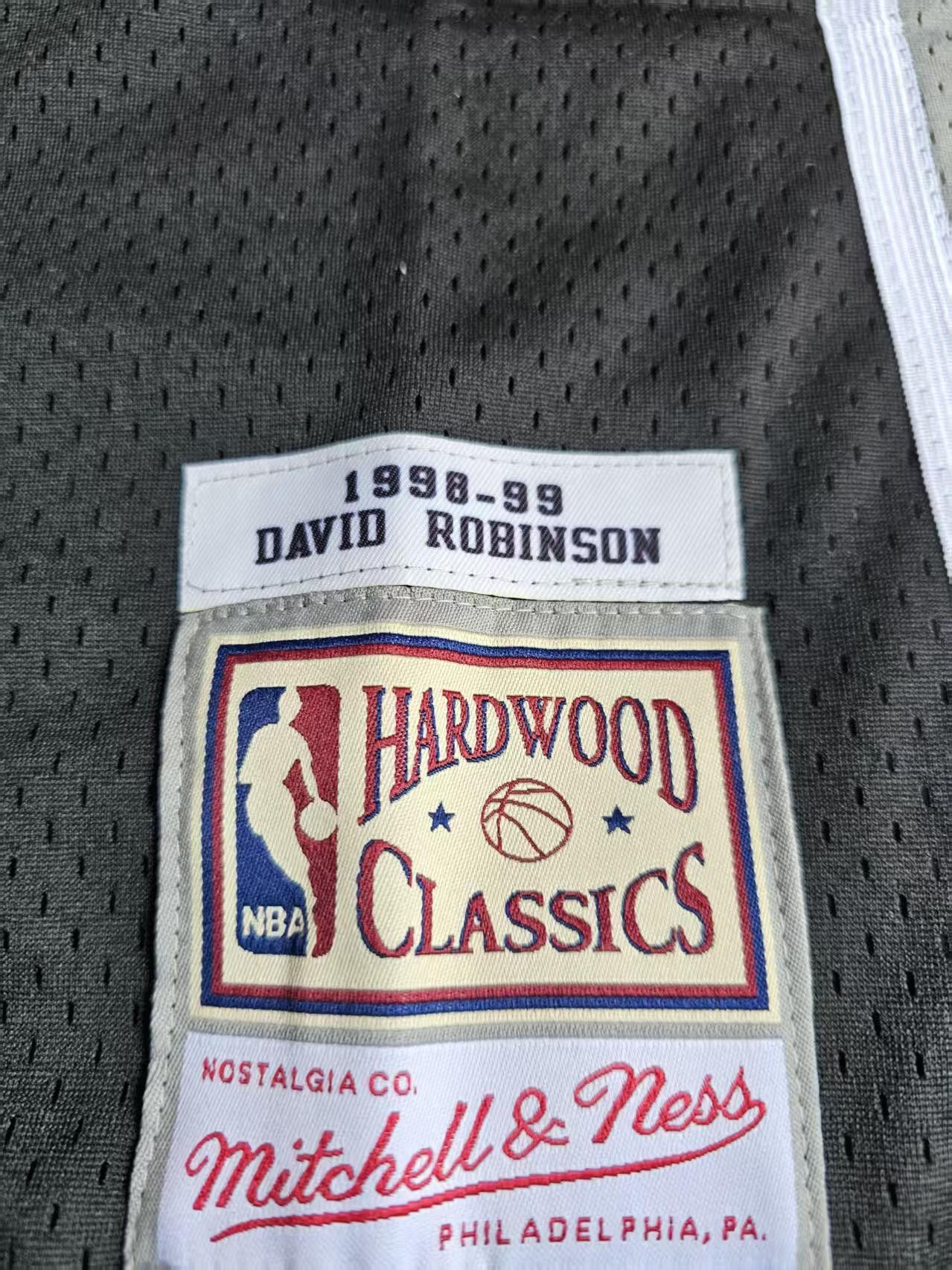 NBA 1998 1999 San Antonio Spurs 50 David Robinson Jersey Size US M / EU 48-50 / 2 - 3 Thumbnail