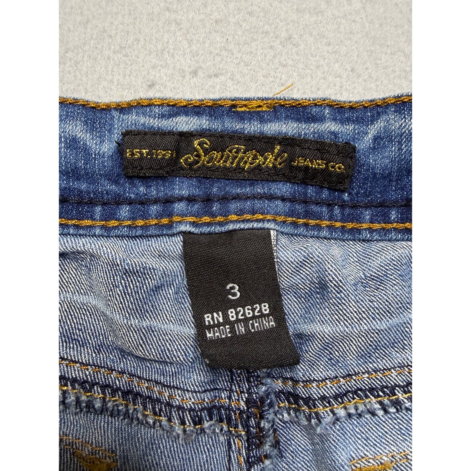 Southpole Southpole Women’s Distressed Flare Jeans Denim Y2K 28x31 Size 28" / US 6 / IT 42 - 4 Thumbnail