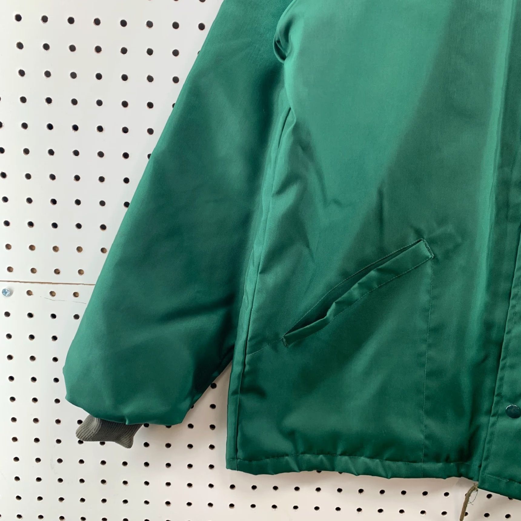Vintage VINTAGE Collegiate Pacific Santin Snap Jacket Mens Large 70s Green Windbreaker Insulated Workwear 1973 Mens Size US L / EU 52-54 / 3 - 7 Thumbnail