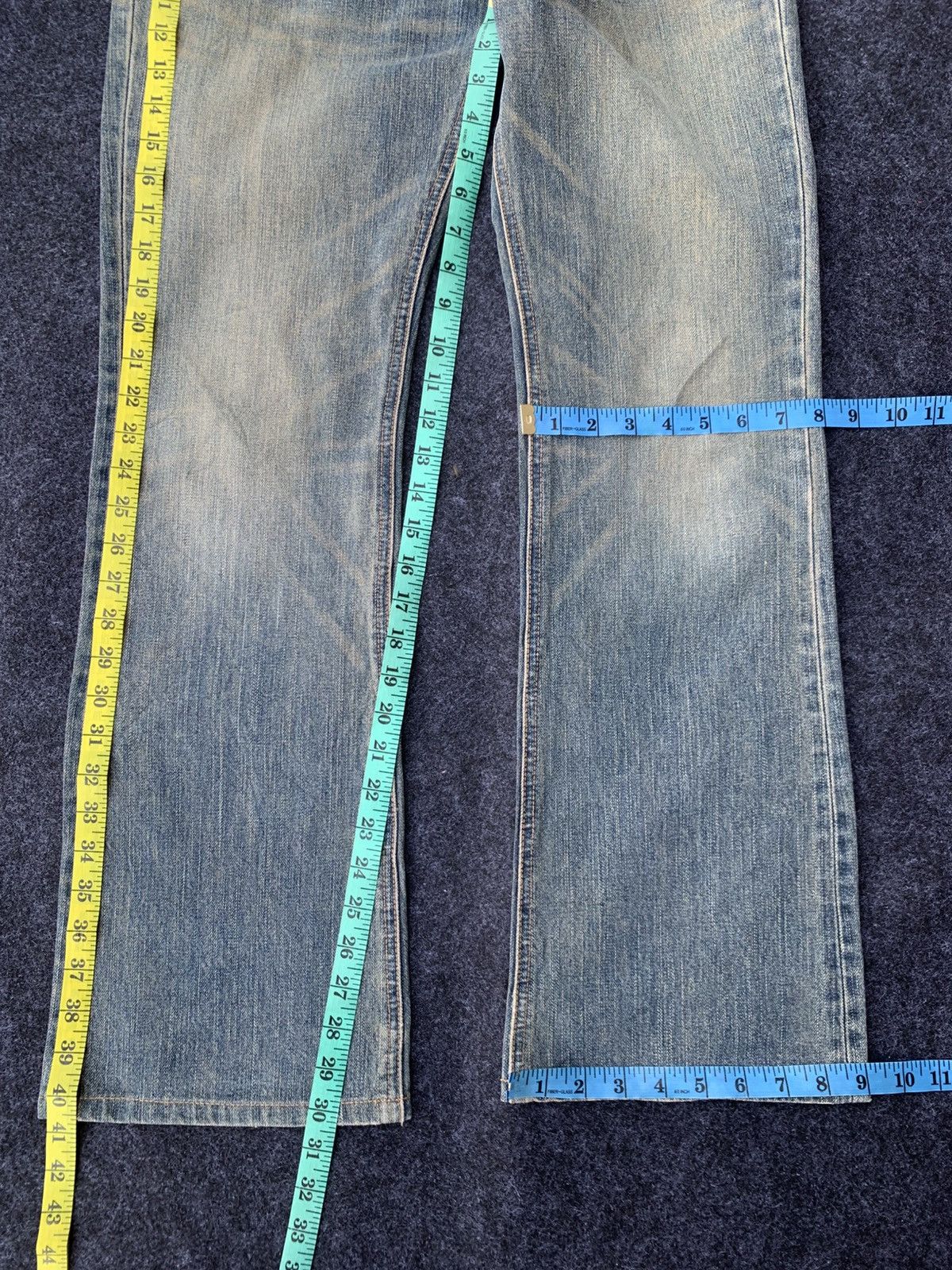 Wrangler FLARE WRANGLER JEANS FADED. Size US 30 / EU 46 - 3 Thumbnail