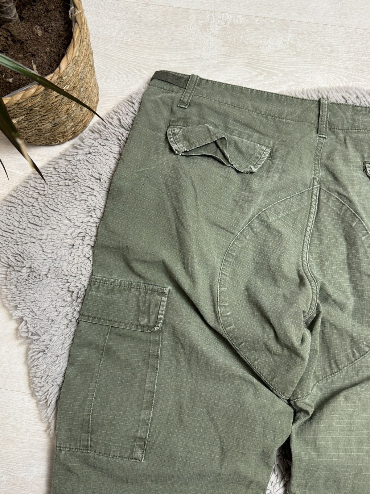 Carhartt × Vintage Carhartt Vintage Baggy Cargo Pants Center Logo Multi pocket Size US 34 / EU 50 - 3 Thumbnail