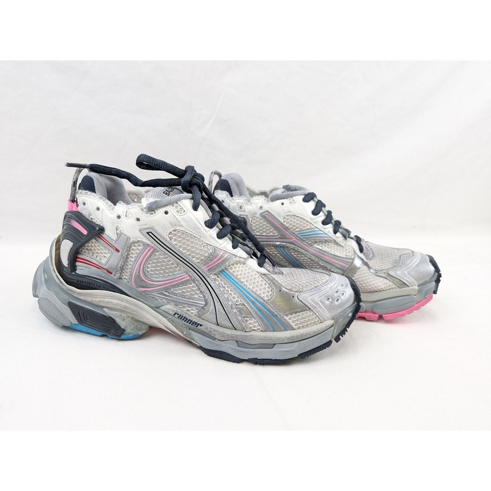 Balenciaga o1rshd1 Mesh Rubber Runners in Eggsh/Grey/Pink/Blue Size US 13 / EU 46 - 11 Thumbnail