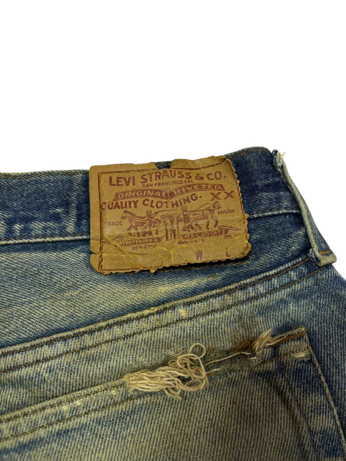 Levi's Vtg 70s Levis 501 Raw Mud Wash Distressed Jeans Size US 31 - 7 Thumbnail