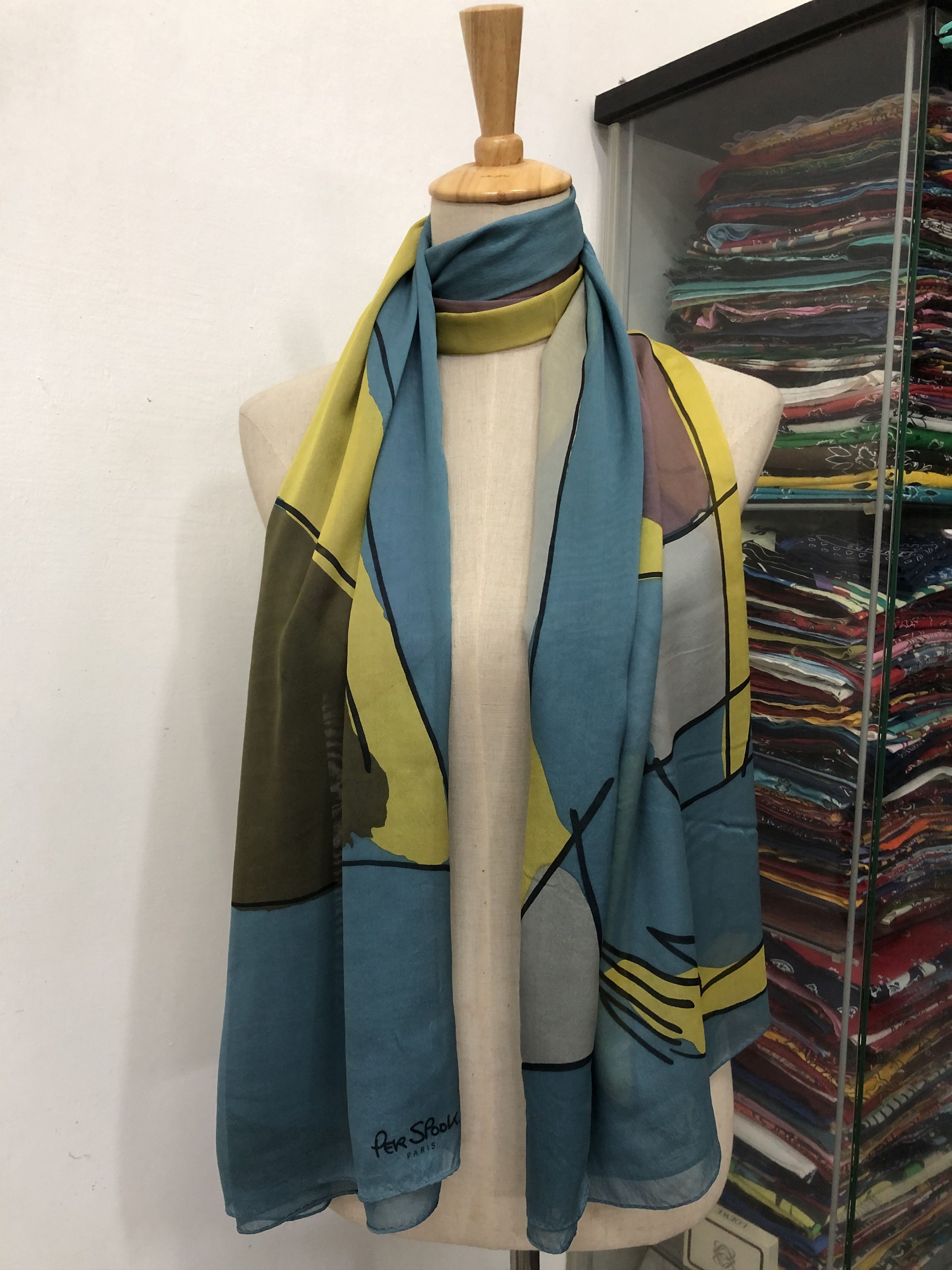 Vintage Vintage Per Spook Silk Scarf Size ONE SIZE - 1 Thumbnail