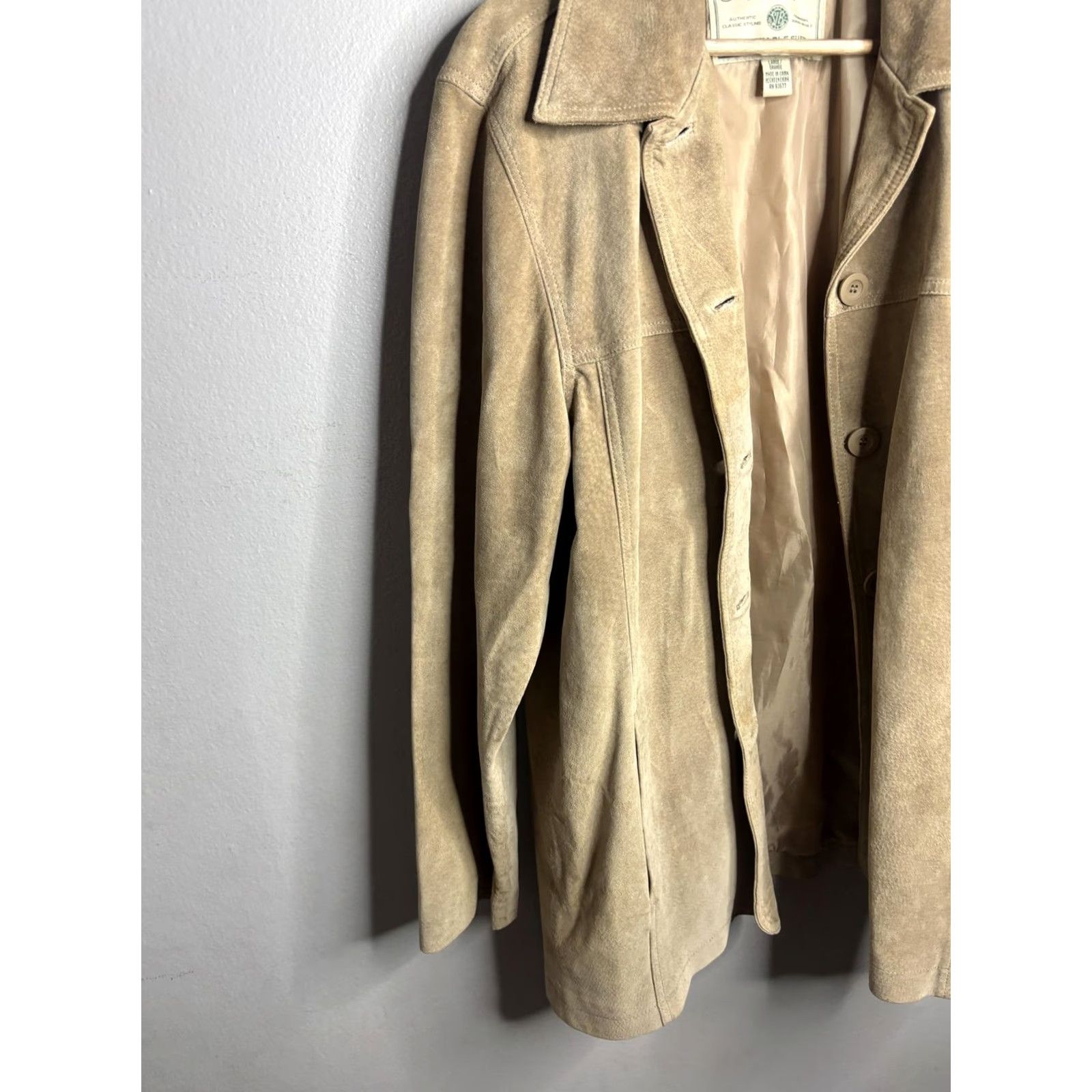 Vintage VINTAGE St. John's Bay Jacket Womens Large Tan Washable Suede Button Front Car Coat Size L / US 10 / IT 46 - 2 Thumbnail