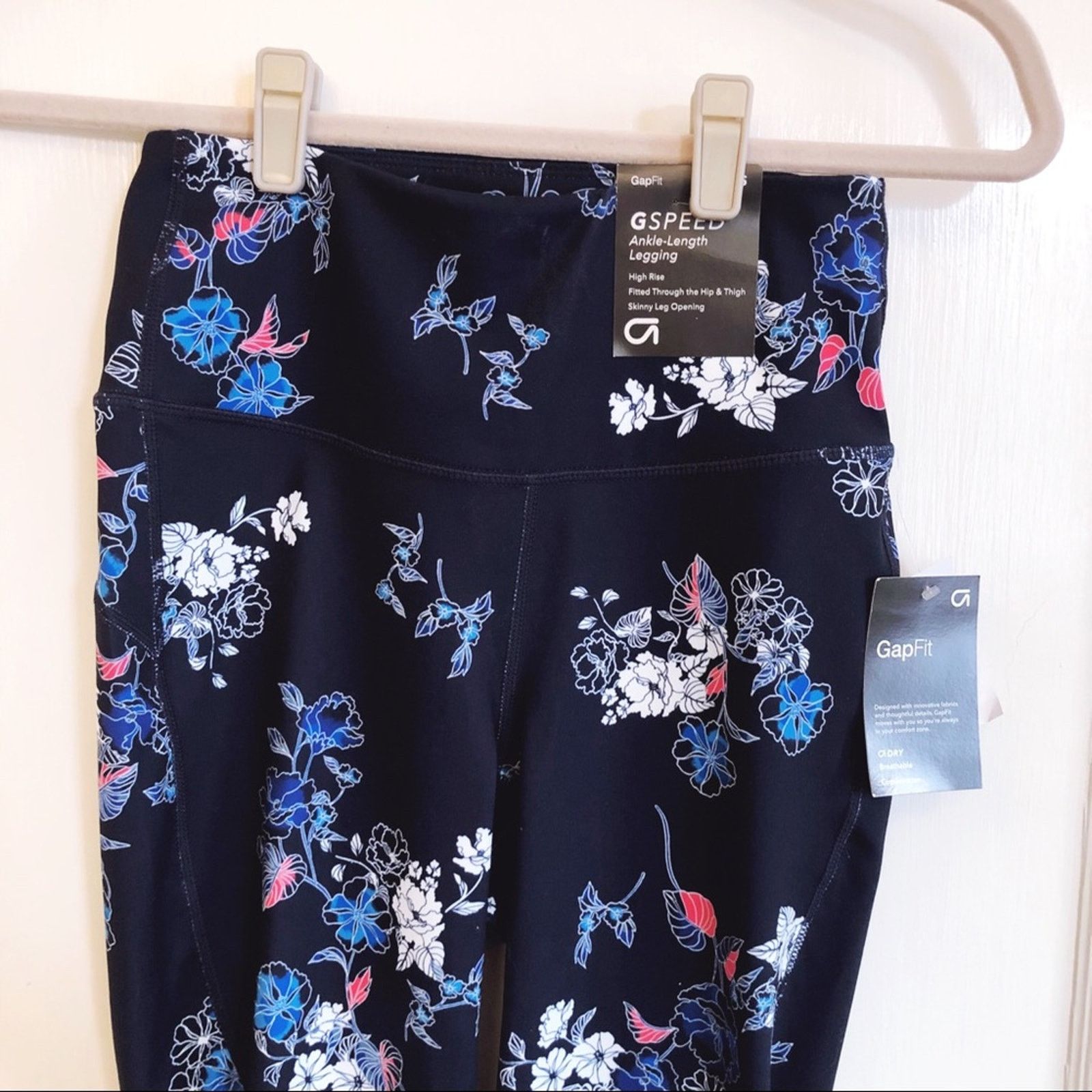 Gap GAP Fit High-Rise Blue Floral Compression Leggings Size 27" / US 4 / IT 40 - 6 Thumbnail