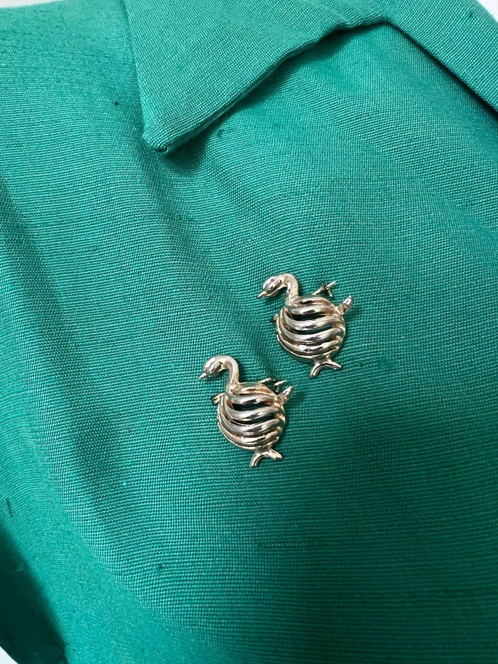 Vintage 2 1950s Vintage Mid-Century Modern Swan Bird Pins Brooches Size ONE SIZE - 1 Thumbnail