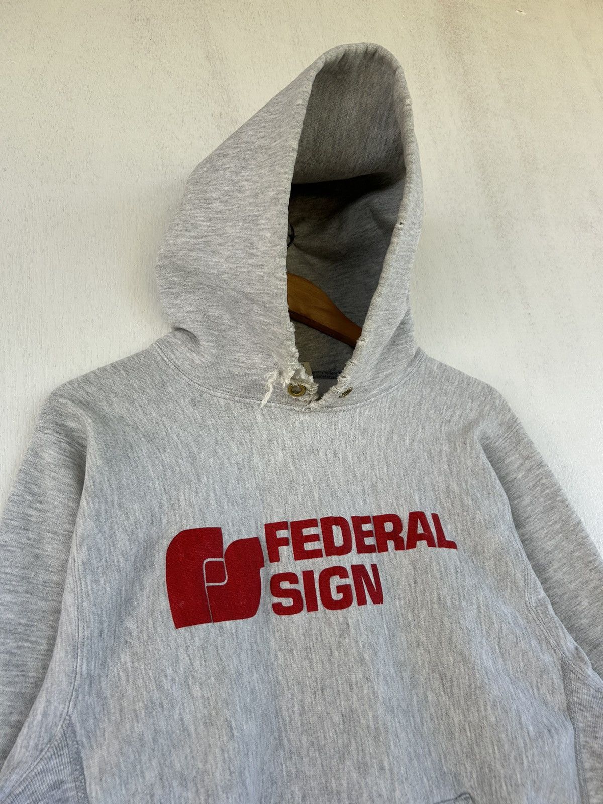 Champion Vintage 90s Thrashed Champion Reverse Weave Federal Sign Size US L / EU 52-54 / 3 - 4 Thumbnail