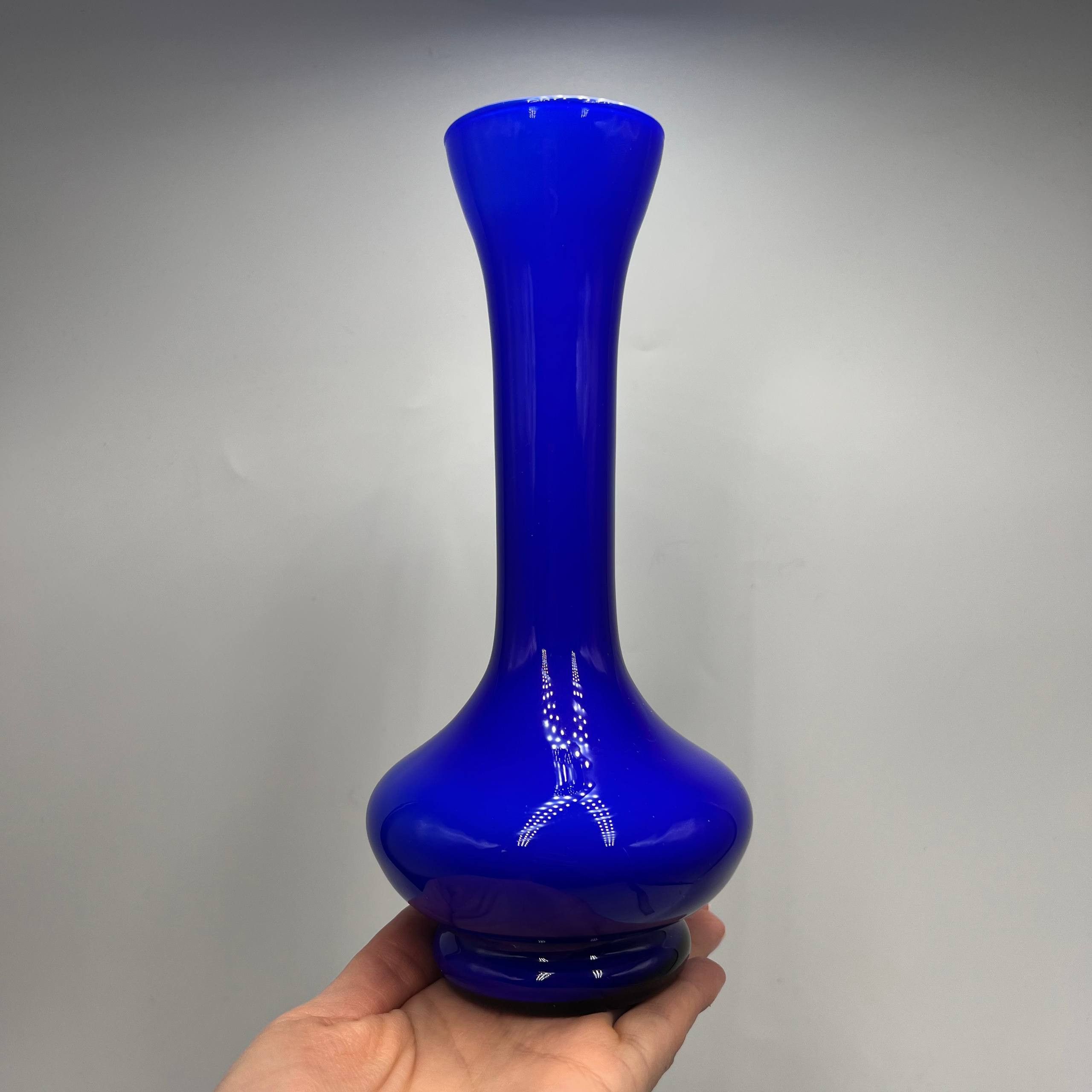 Vintage Vintage Cobalt Blue Glass Vase 21 cm – Ukrainian Art Glass Size ONE SIZE - 5 Thumbnail