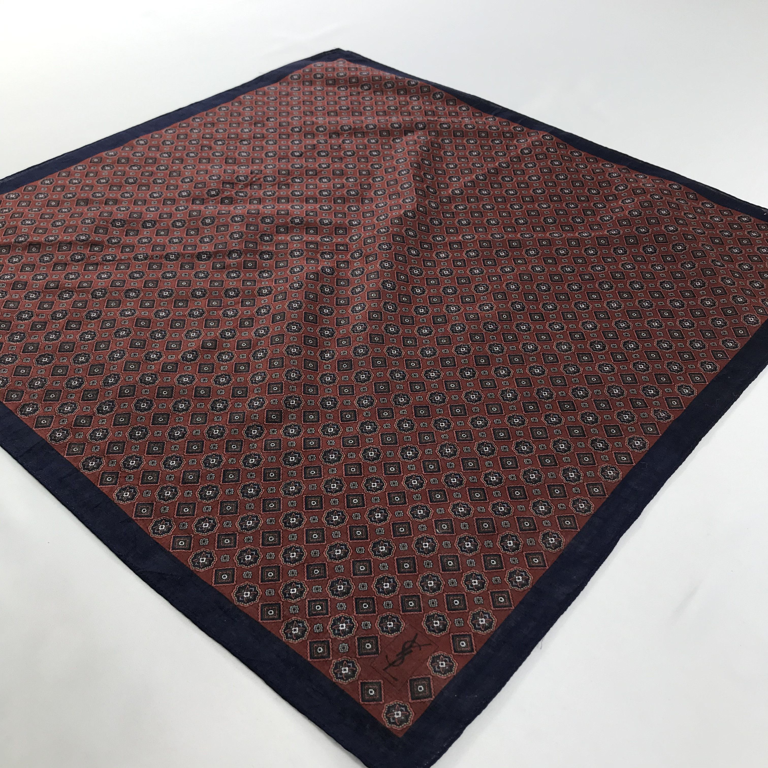 Vintage × Yves Saint Laurent Yves Saint Laurent Bandana / Handkerchief/Neckerchief -S1327 Size ONE SIZE - 2 Thumbnail