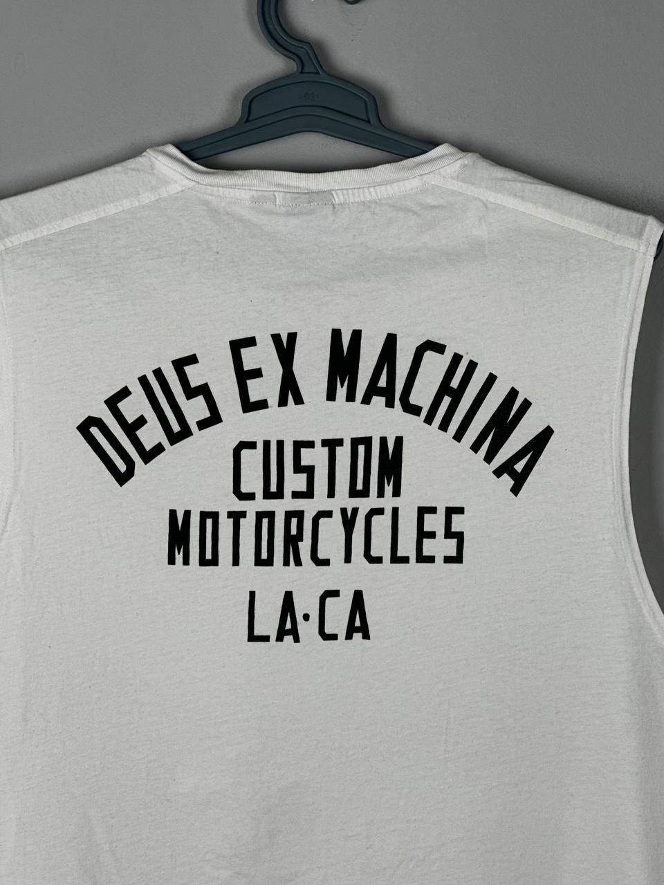 Deus Ex Machina Vintage Deus Ex Machina Big Logo White Sleeveless T Shirt Size US L / EU 52-54 / 3 - 14 Thumbnail