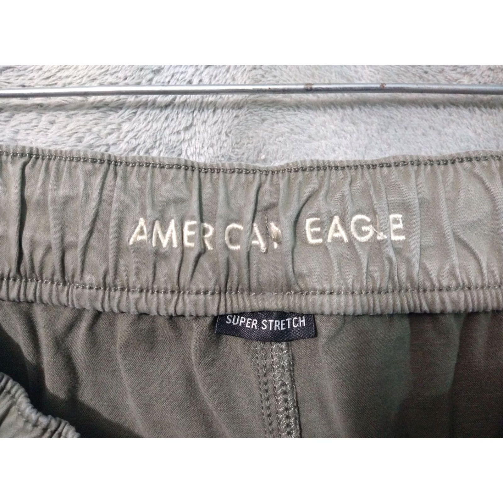 American Eagle Outfitters American Eagle Outfitters Pants Womens 14 Green Super Stretch Joggers Casual Outdoor Regular Slim Tapered Rise High 27.5 In Inseam 27.5 in Boys? Size 36" / US 14 / IT 50 - 7 Thumbnail
