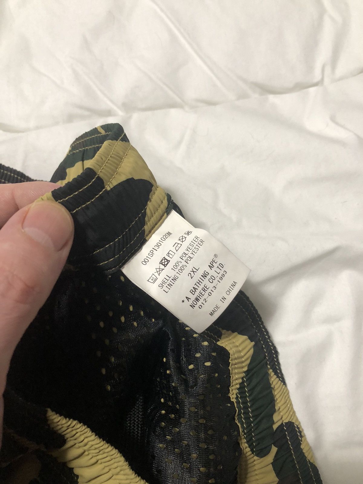Bape Bape Yellow camo side shark beach shorts Size US 36 / EU 52 - 4 Thumbnail