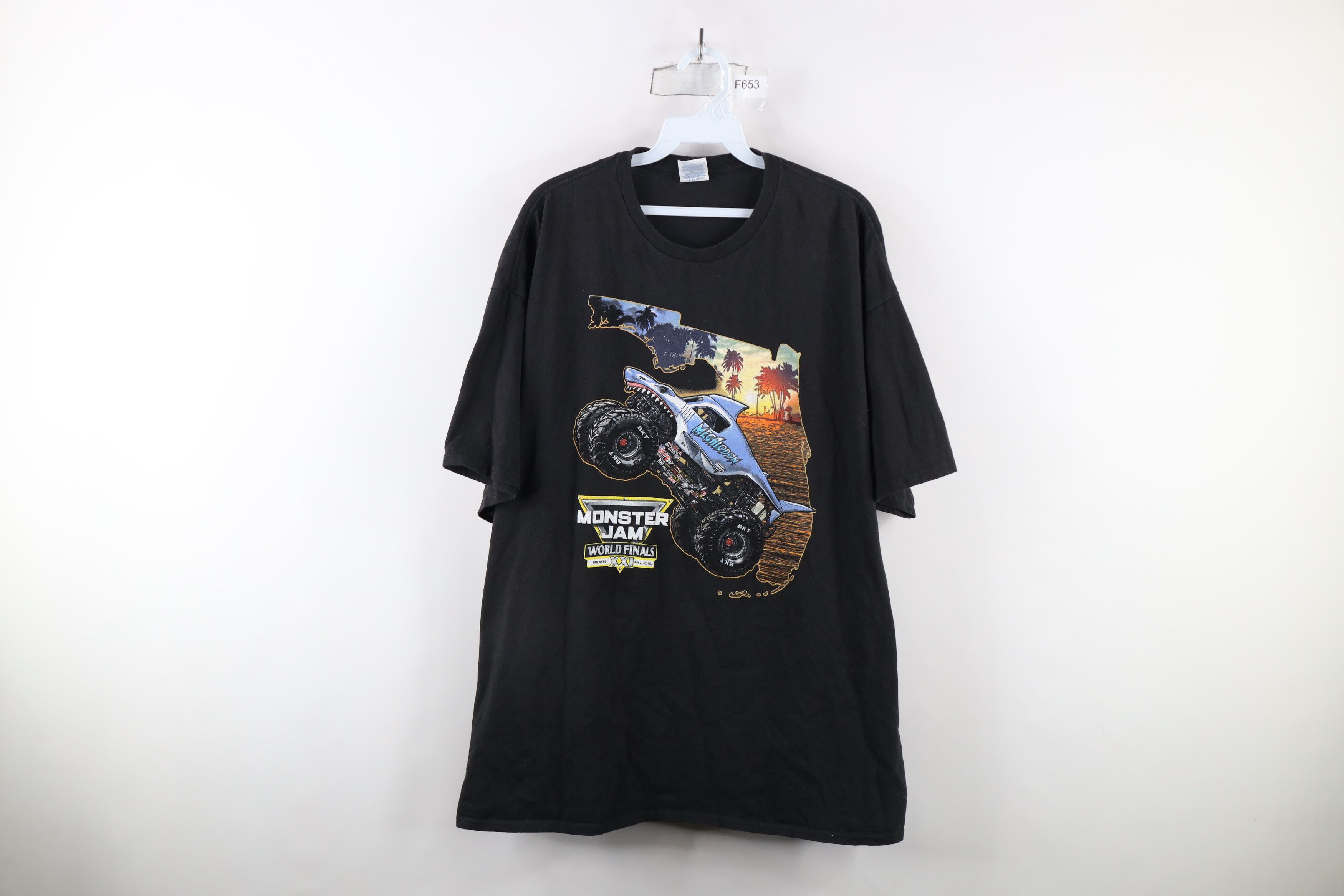 Vintage Y2K Streetwear World Finals Megalodon Monster Truck T-Shirt Size US XXL / EU 58 / 5 - 1 Thumbnail
