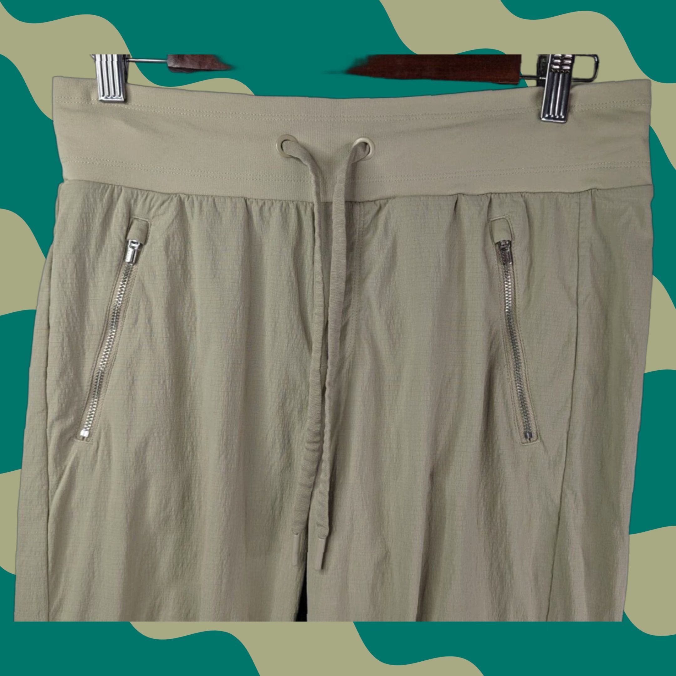 Athleta Athleta Jogger Pant - Trekkie - Women - Size 6 - Beige - Nylon Blend - Drawstring - Activewear Jogger - Regular - Tapered - 405726 - Women’s Size 28" / US 6 / IT 42 - 1 Thumbnail