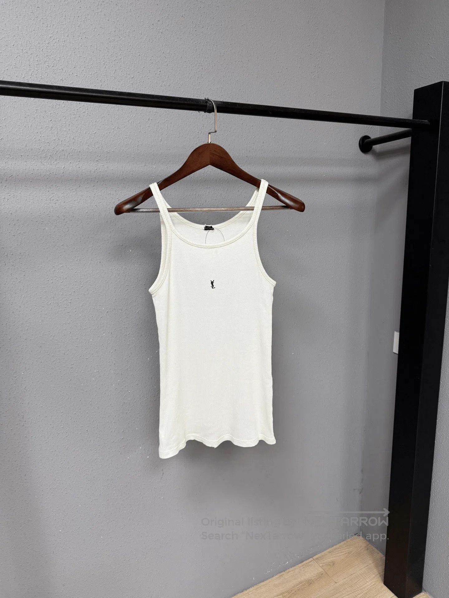 Yves Saint Laurent YSL Women's Vest. Size M / US 6-8 / IT 42-44 - 1 Thumbnail