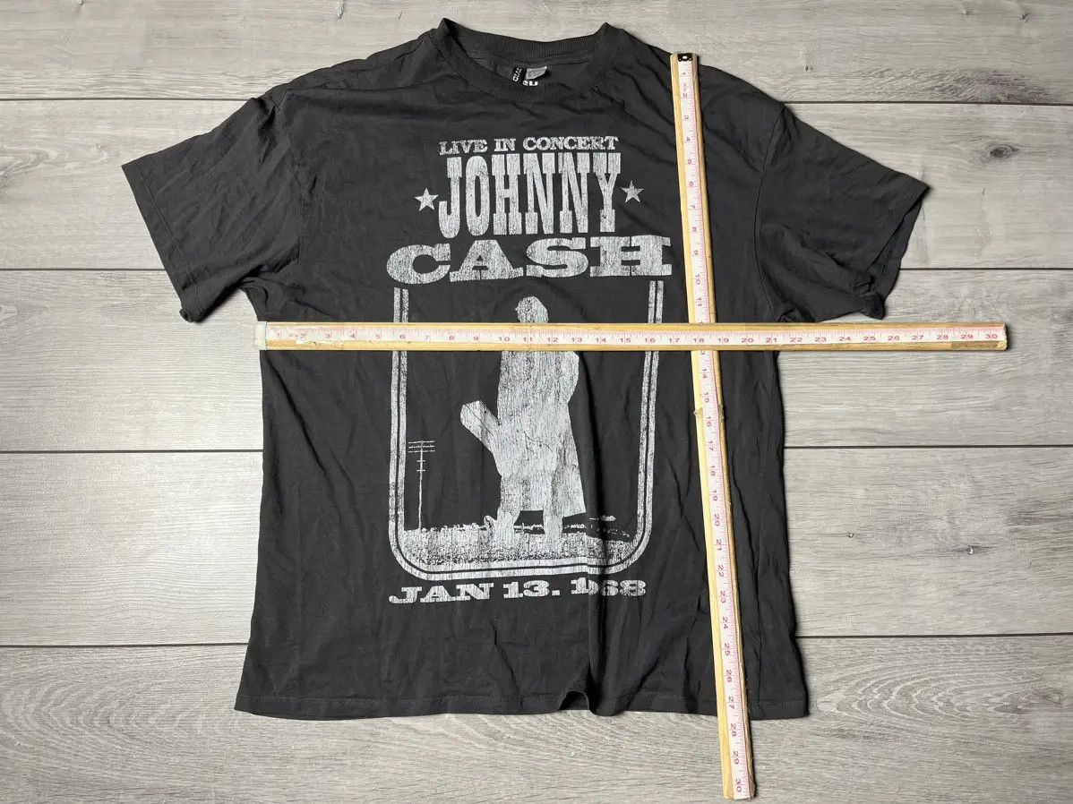 Band Tees Johny Cash Tshirt live in concert size Large Size US L / EU 52-54 / 3 - 5 Thumbnail