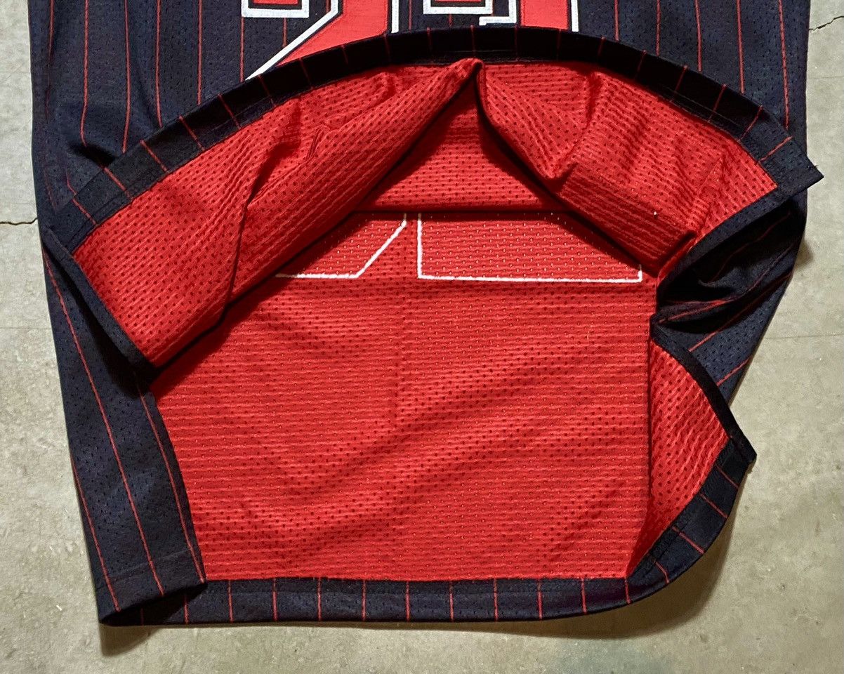 Mitchell & Ness × NBA Mitchell & Ness Chicago Bulls Michael Jordan 95-96 Jersey Size US M / EU 48-50 / 2 - 9 Thumbnail