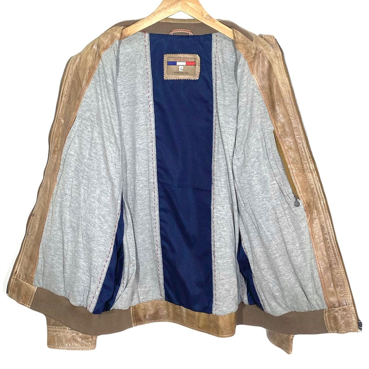 Pierre Cardin Blouson En Cuir Marron Patiné Vintage Pierre Cardin Size US M / EU 48-50 / 2 - 4 Thumbnail