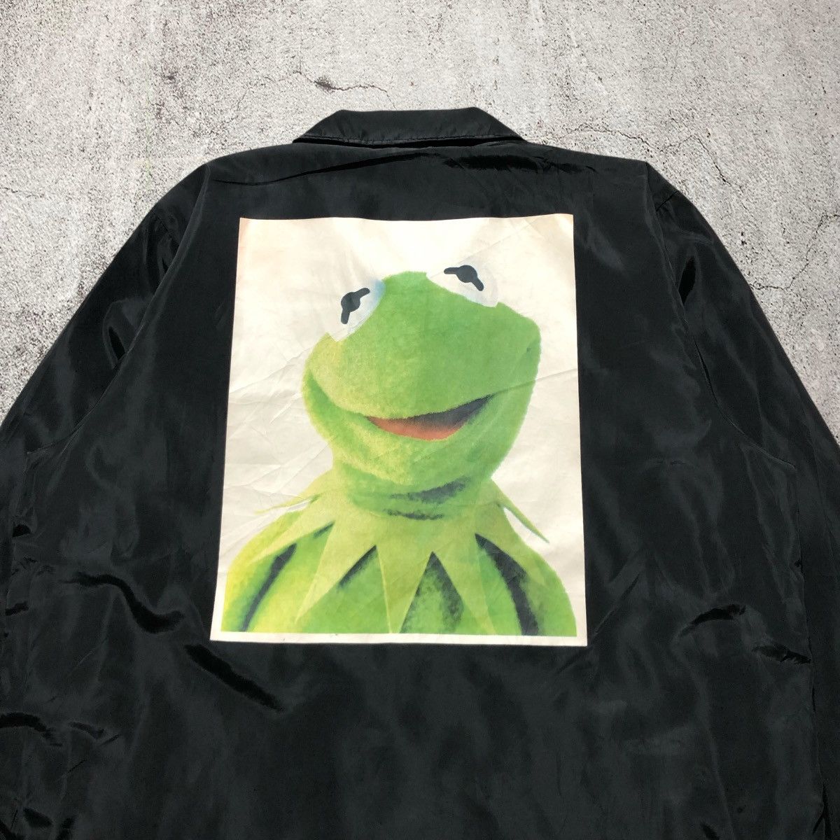 Disney 2000s Disney The Muppets Kermit Big Frame Coach Jacket Black Size US XL / EU 56 / 4 - 2 Thumbnail