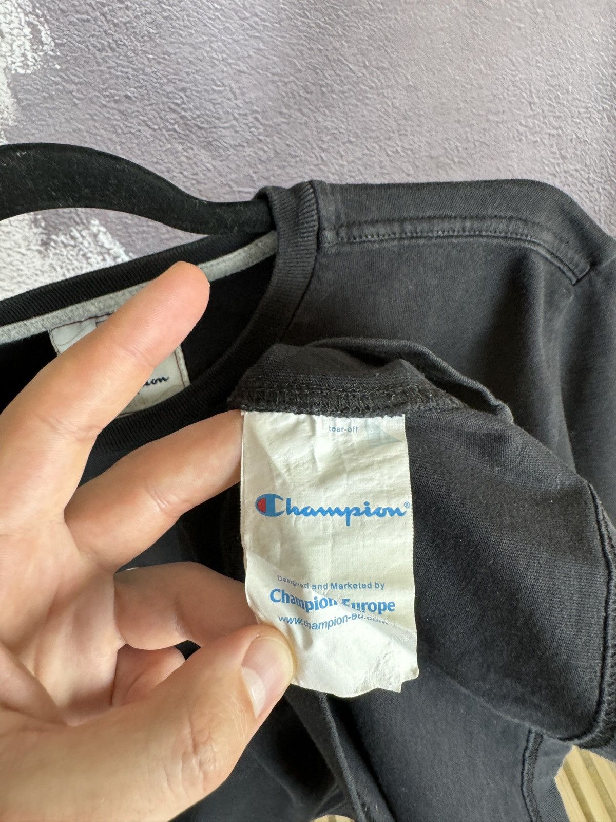 Champion Champion vintage big logo embroidered tee shirt Size US M / EU 48-50 / 2 - 7 Thumbnail